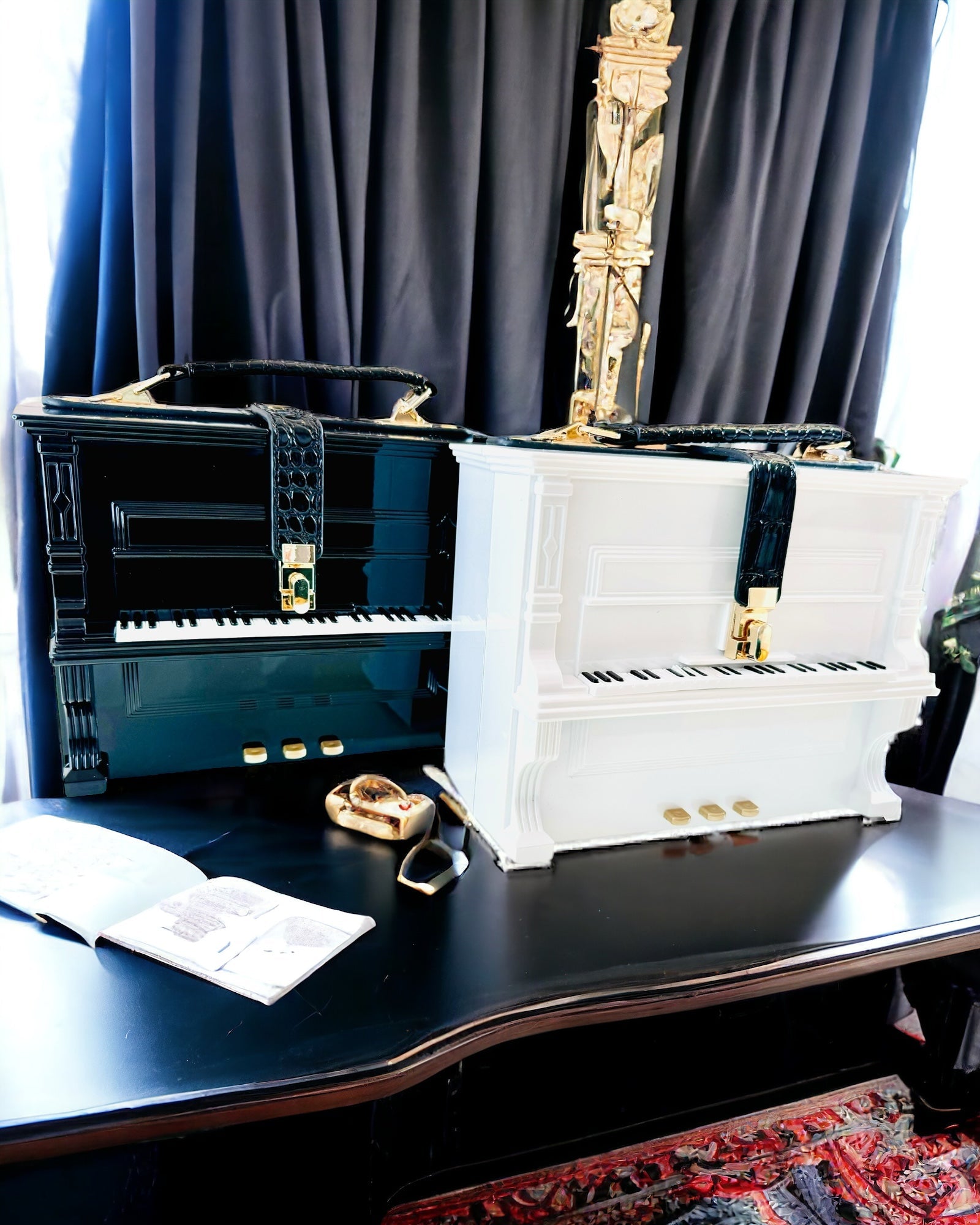 Dameveske “Elegant Piano” i Fargene Svart og Hvit