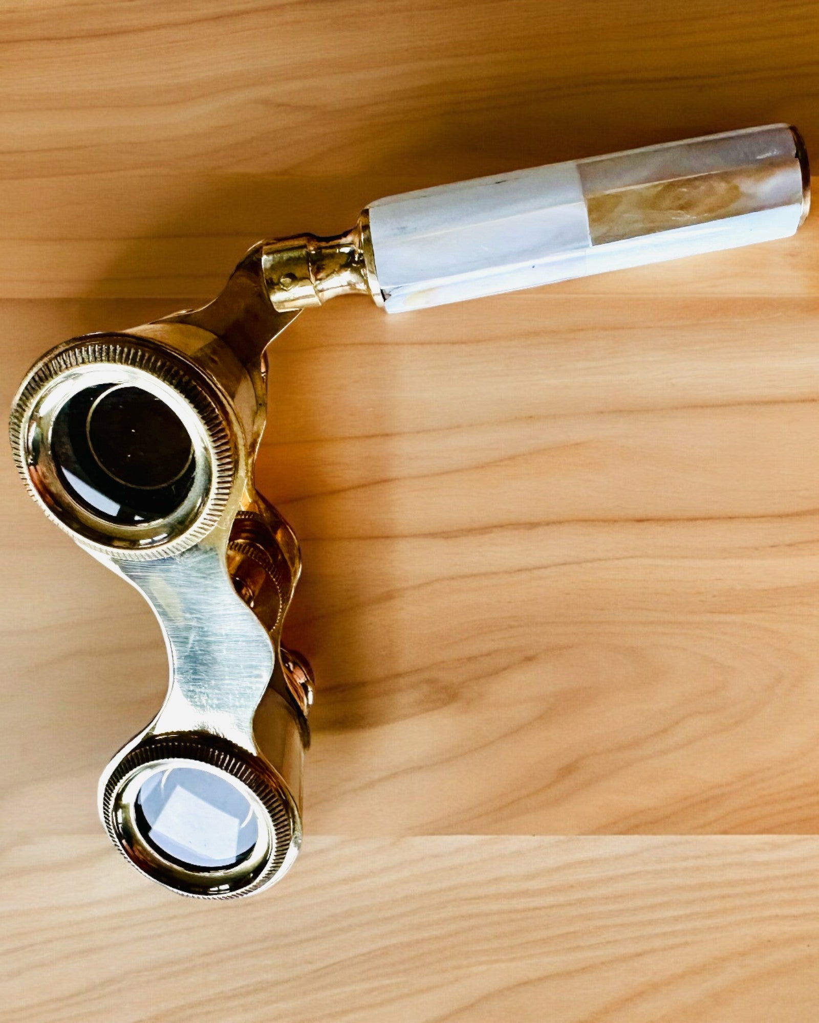 Teaterkikkerter "Elegancja", binokulærer - mulighet for personalisering med gravering som gave