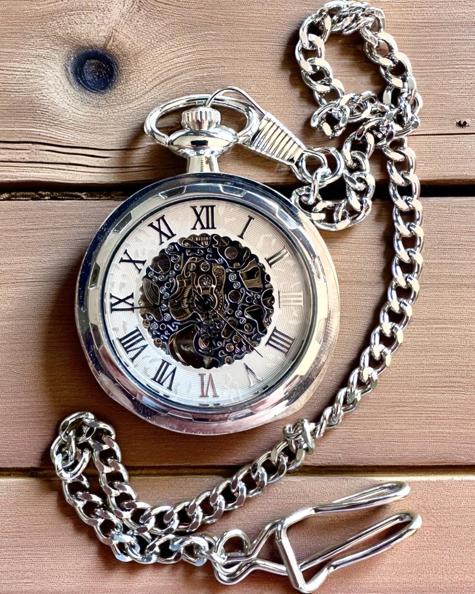 Sølv Eksklusiv Mekanisk Lommeur i Retro Stil, Vanntett - Eleganse for Enhver Anledning, med gravering