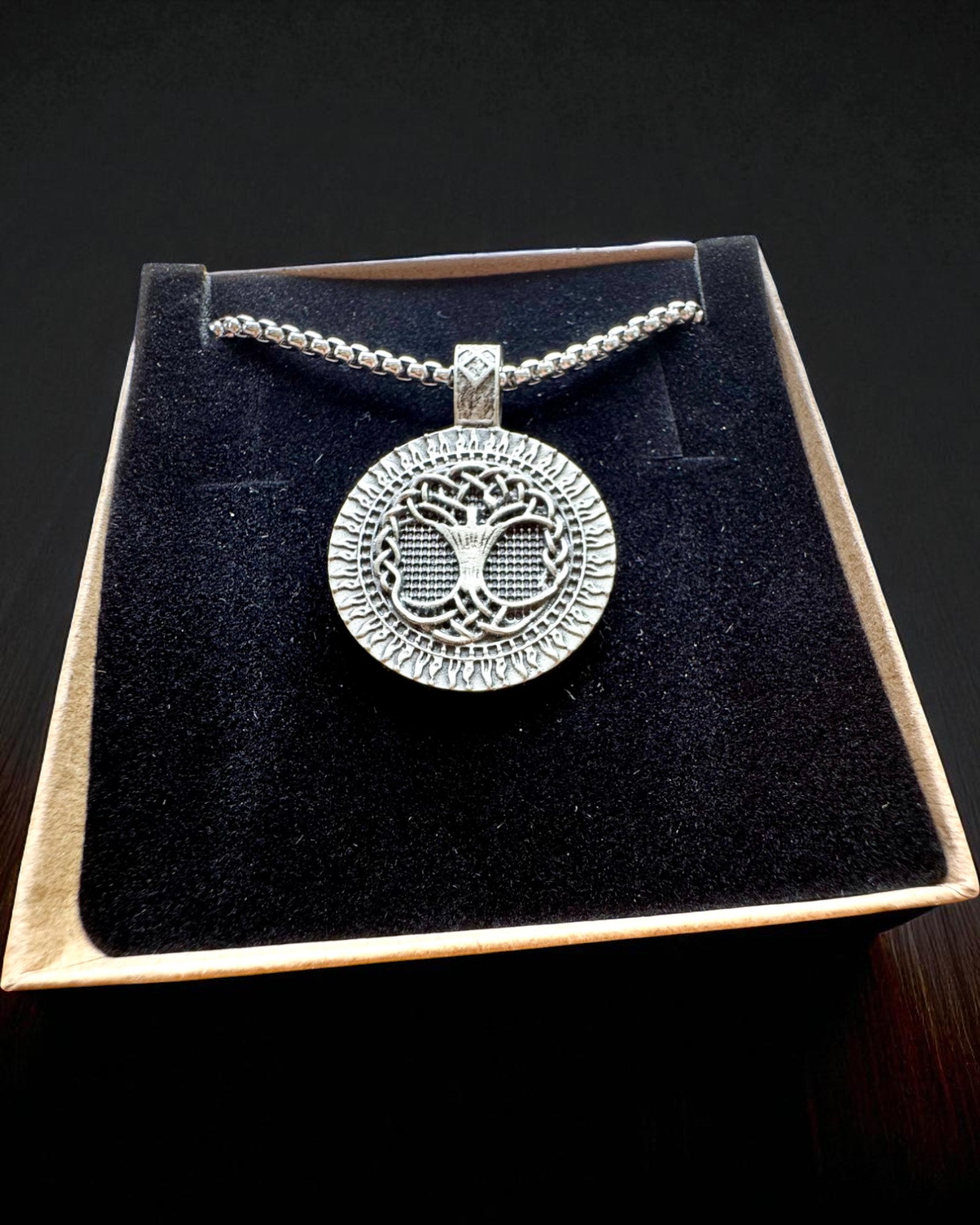 Amulett Livets Tre med Mulighet for Gravering - halskjede "Naturens Vitalitet", personalisering