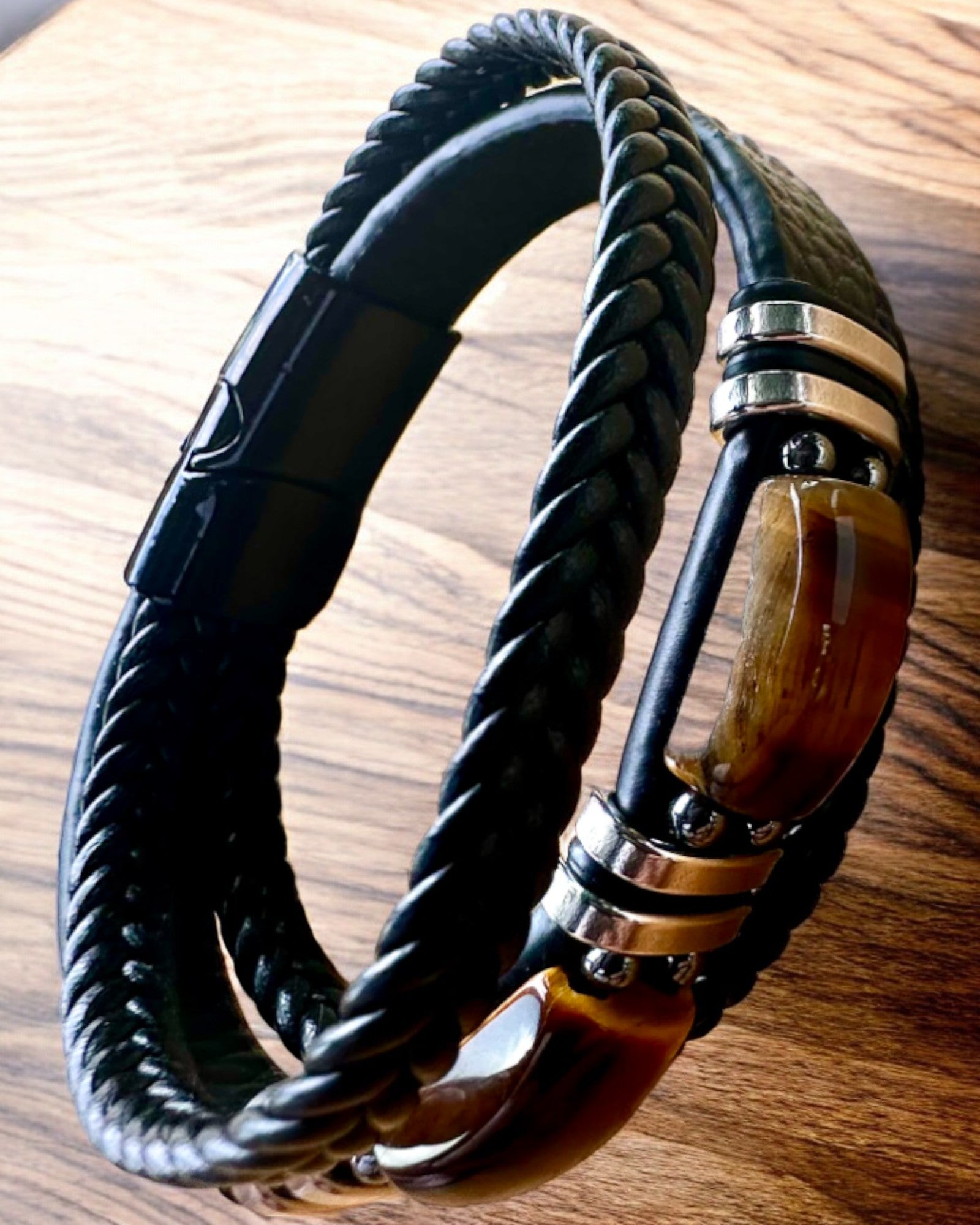 Bransje "Tigerøye" med mulighet for personalisering som gave