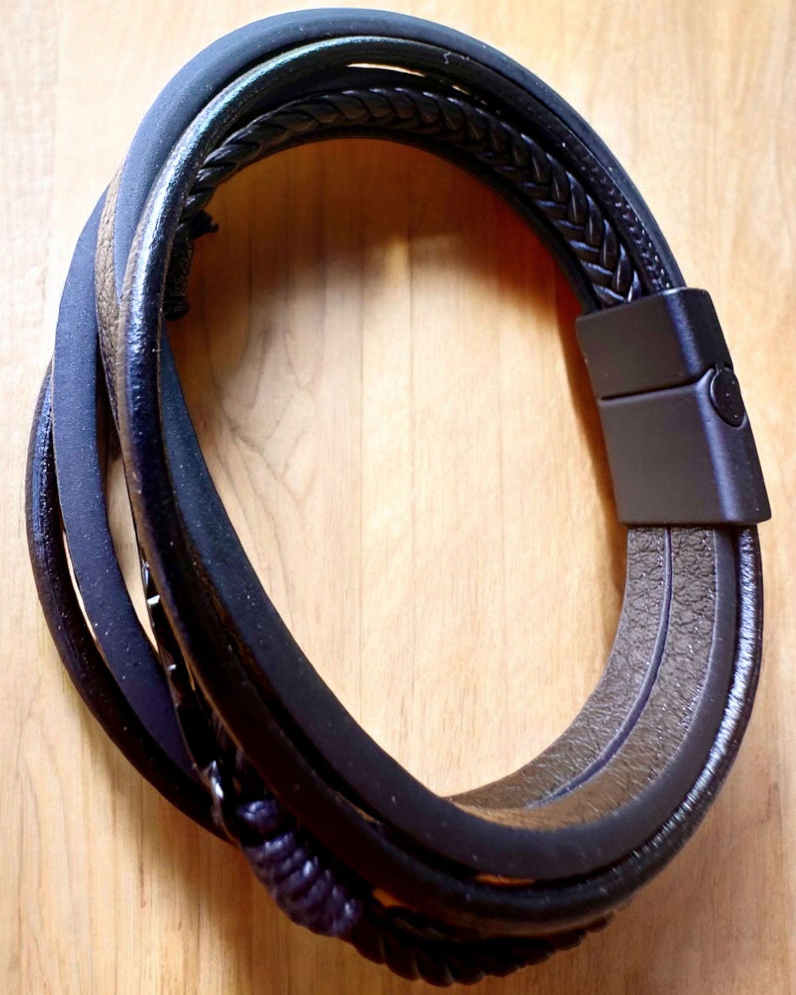 Bransoleta "Orzeł" med gravering, 3 fargevarianter