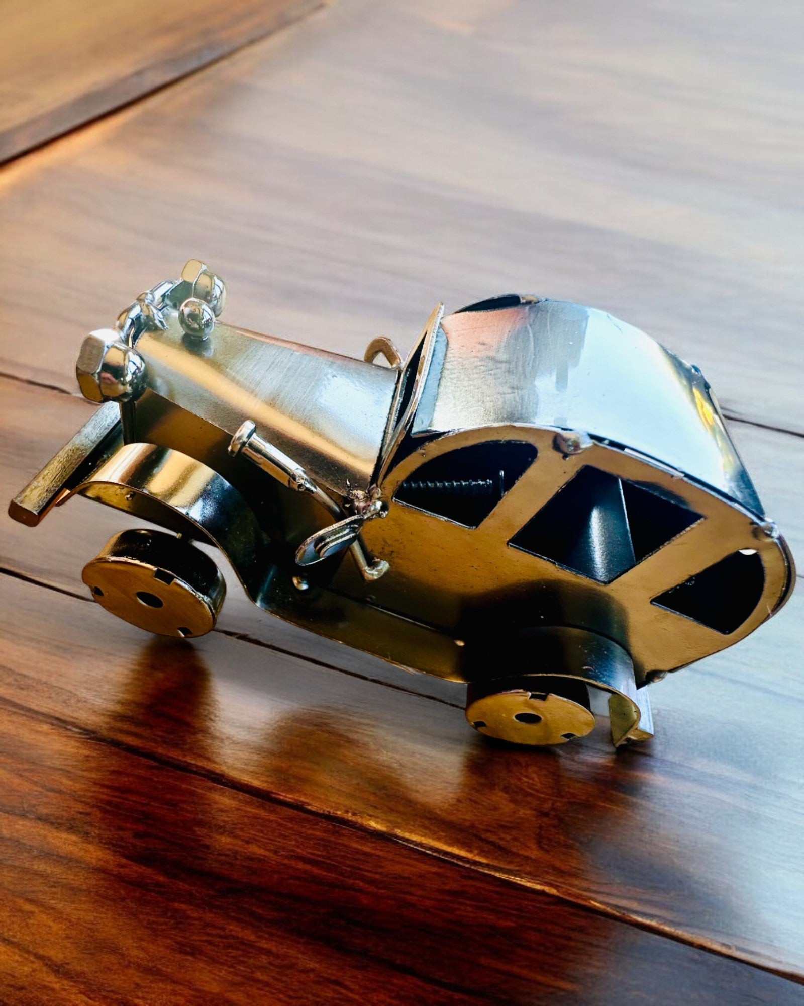 Retro klassisk bil, bil, laget av jern - "Vintage Drive"-kolleksjon, bilmodell, personalisering med gravering som gave