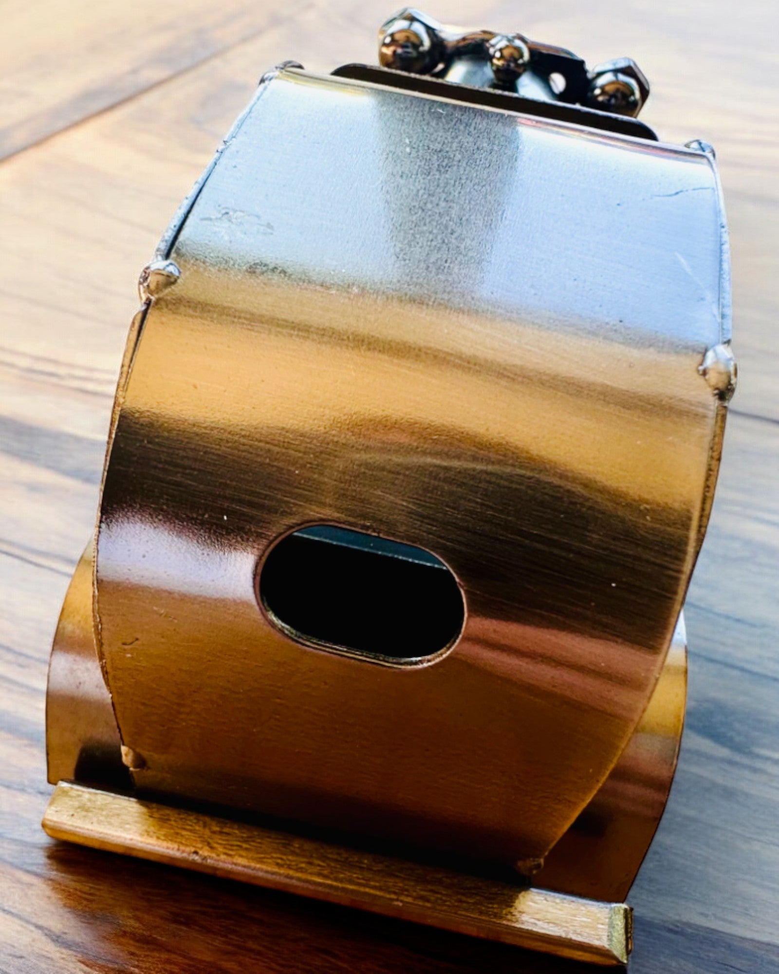 Retro klassisk bil, bil, laget av jern - "Vintage Drive"-kolleksjon, bilmodell, personalisering med gravering som gave