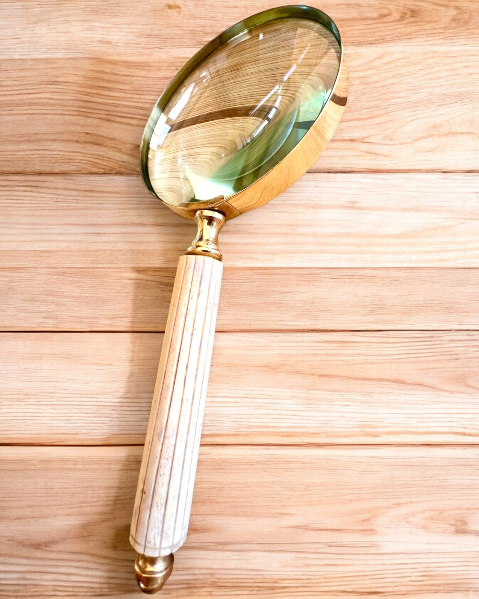 Stor Retro Forstørrelsesglass, mulighet for personalisering som gave med gravering - varianter å velge mellom