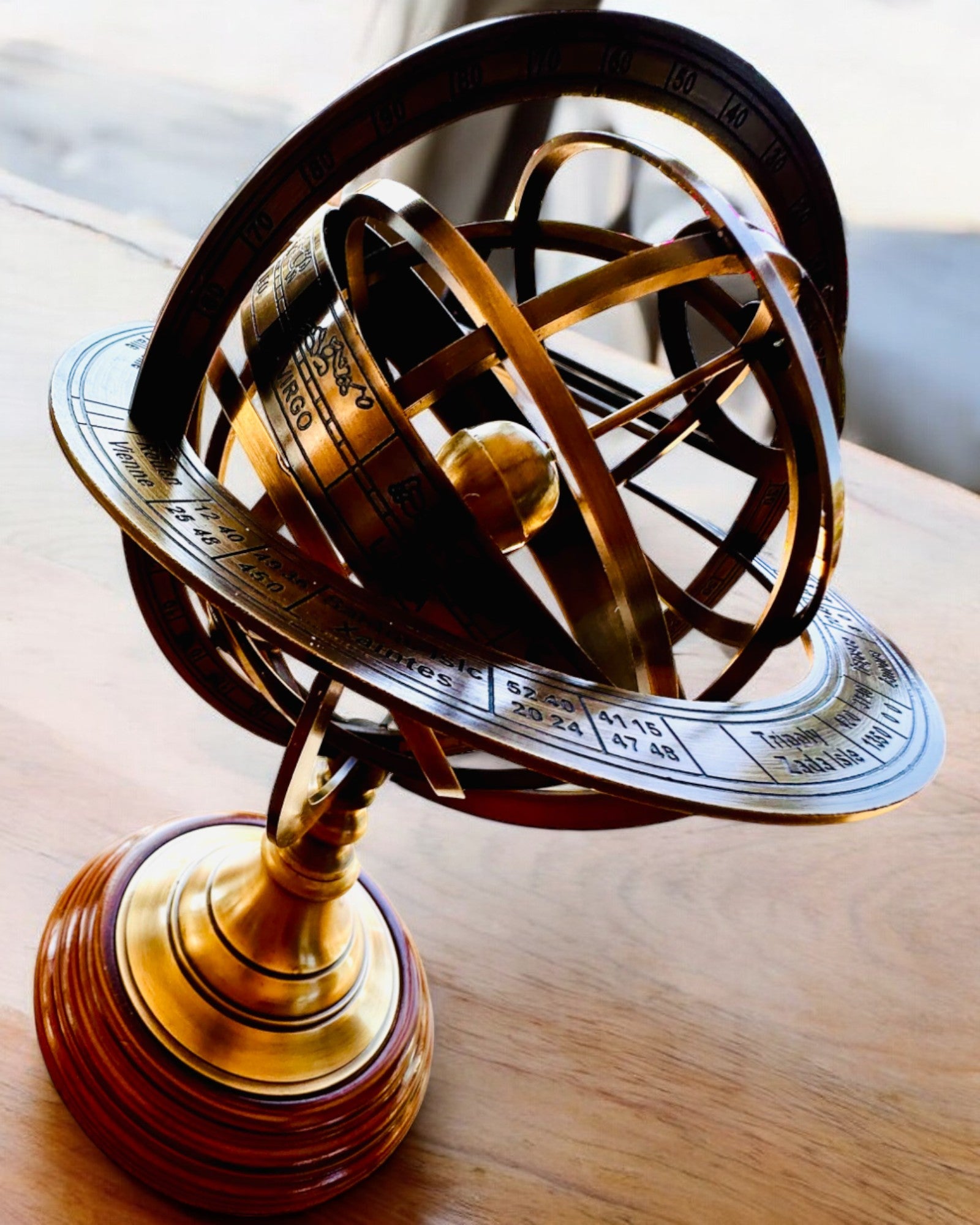 Astrolabium Artis 2 - 30 cm høyde, Håndlaget med Gravering Alternativ, kontordekorasjon, premium