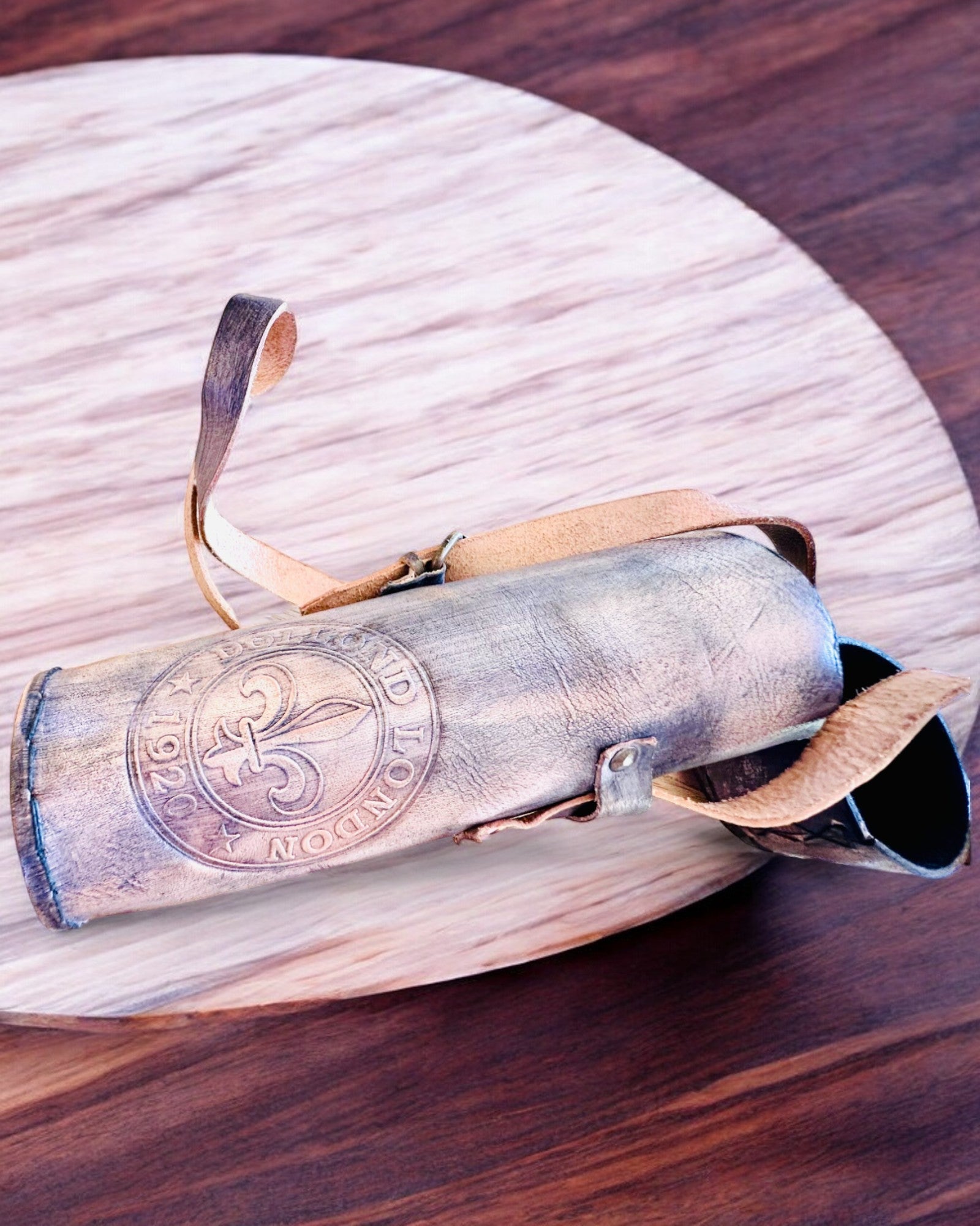 Premium Kikkert "Voyager" med Gravert Kikkert og Etui i Naturlig Skinn, mulighet for personlig gravering som gave