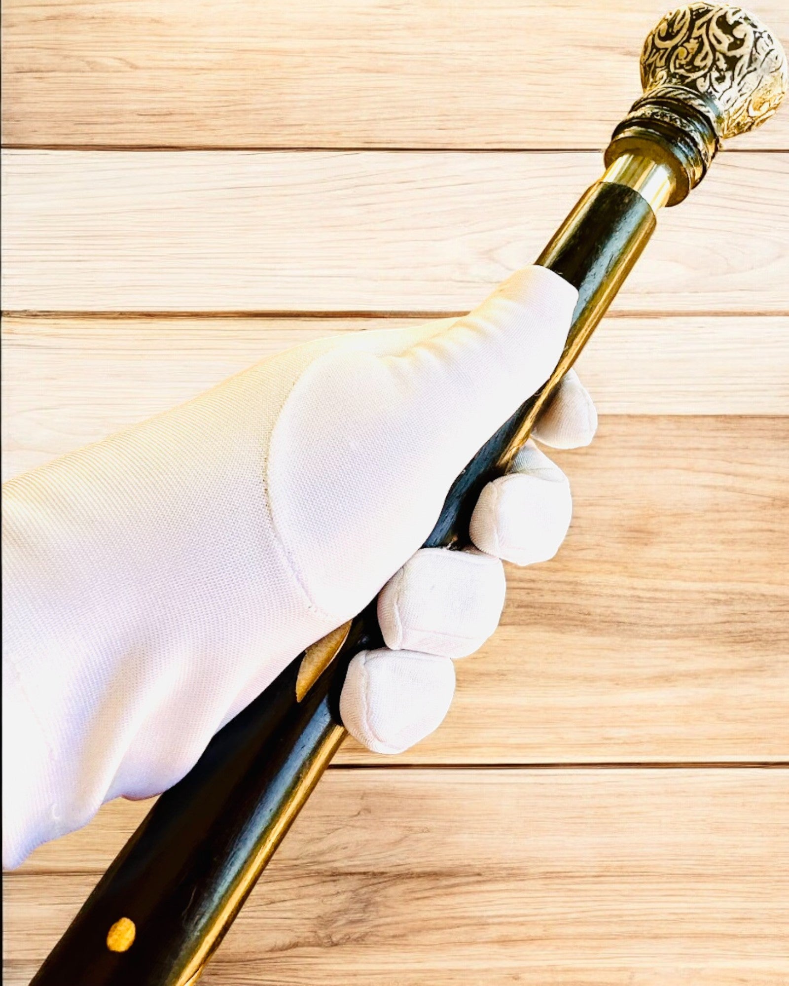 Laska for turgåing "Laska Majestatu" Håndlaget i tre, mulighet for gravering, 2 varianter å velge mellom