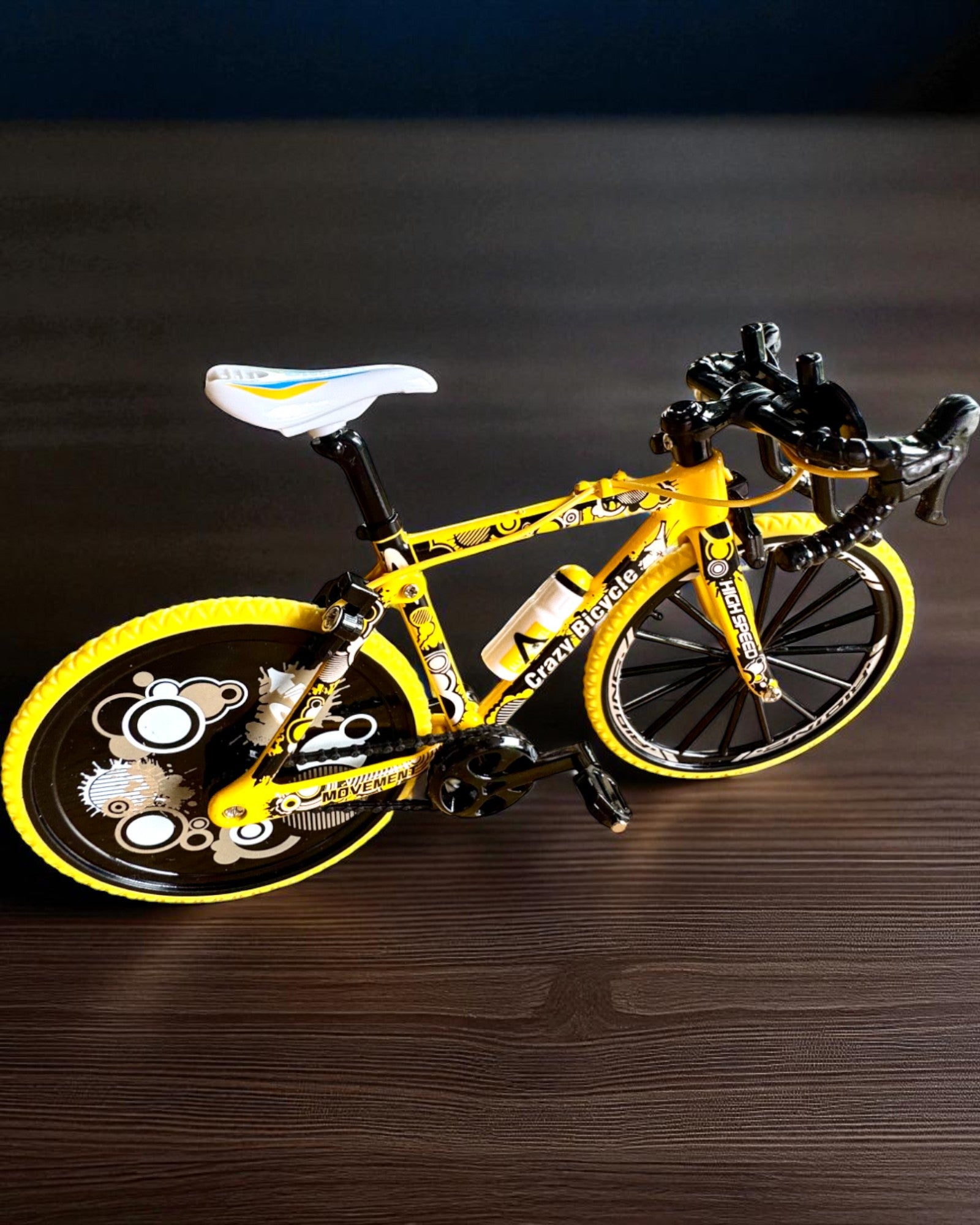 Miniatyrmodell i metall av samlerobjektet Sykkel "Speed Rider 1.2" – personalisering med gravering som gave, 2 fargevarianter