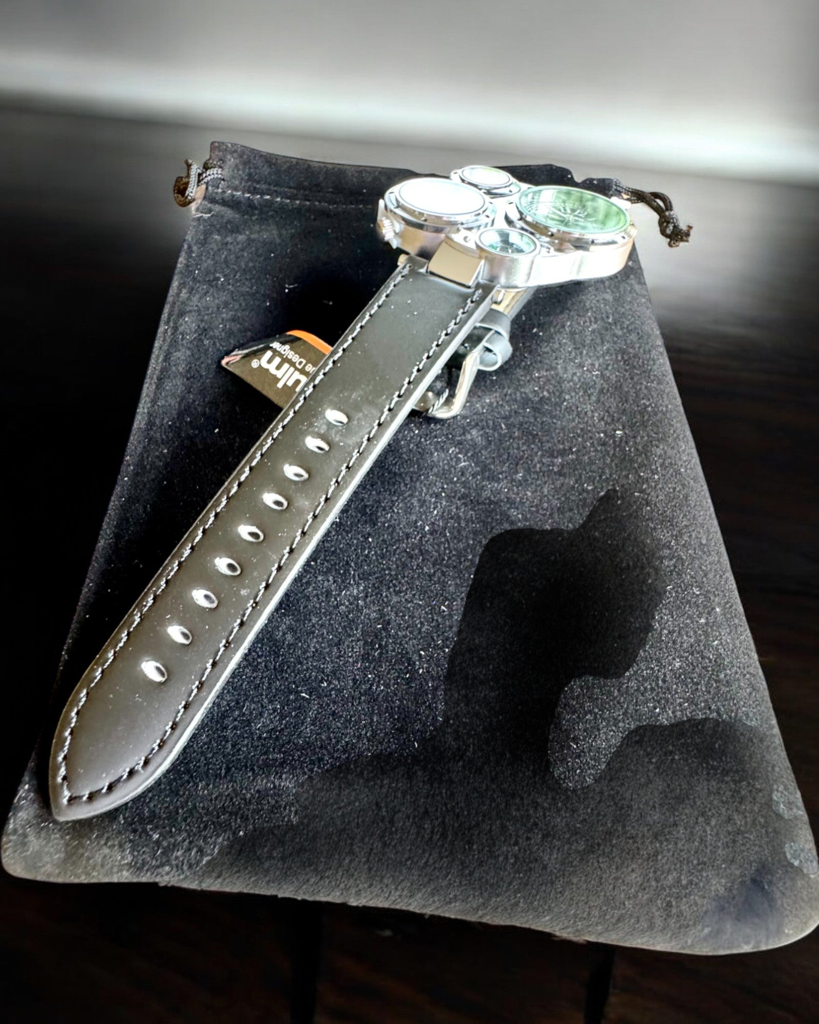 Overlevelsesklokke "Explorer 4in1", mulighet for personlig gravering som gave