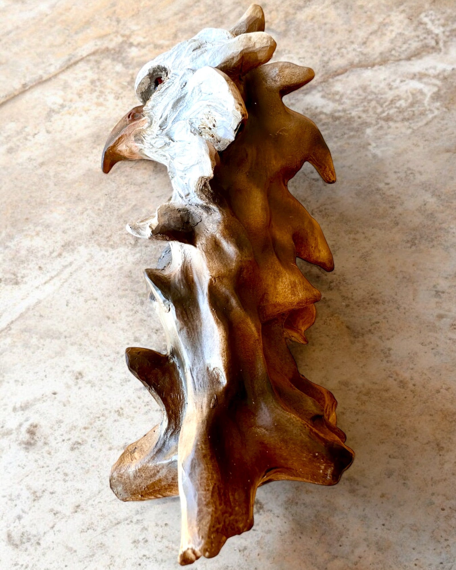 Ørn Frihet Skulptur i Harpiks med Mulighet for Gravering som gave 26.5 cm høyde