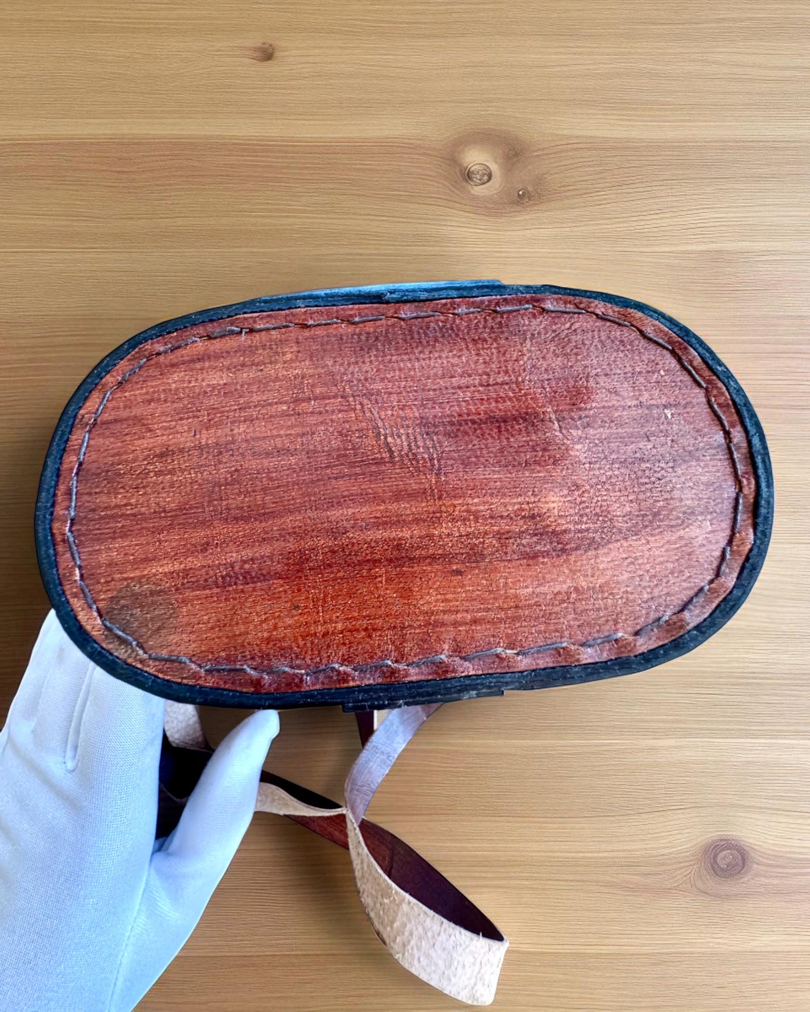 Kikkert med skinnetui Victorian's Eye, 11 cm Messing, Hånddekorert, personalisering med gravering som gave