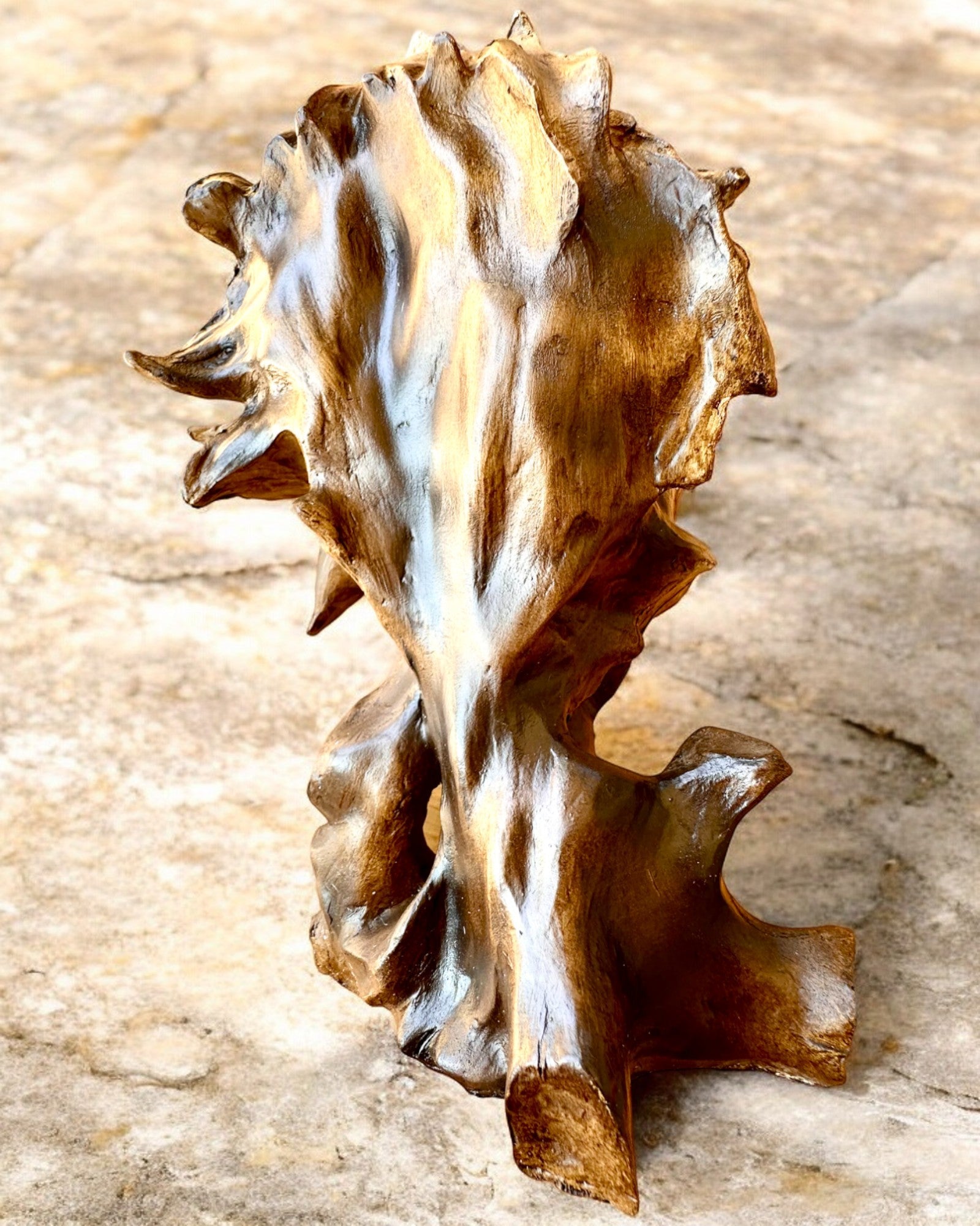 Lwia Odwaga Figurka z Resin, 28 cm høyde, med mulighet for gravering som gave