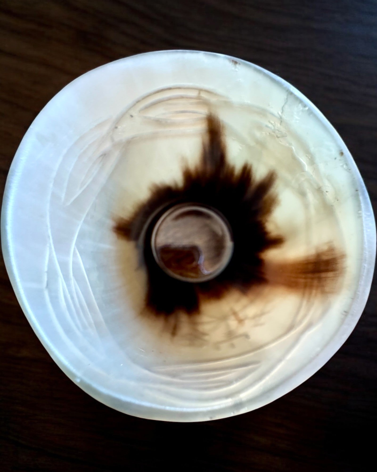 Valknut Håndlaget liten kopp av bøffelhorn med norrøne symboler, mulighet for tilpasning som gave med gravering