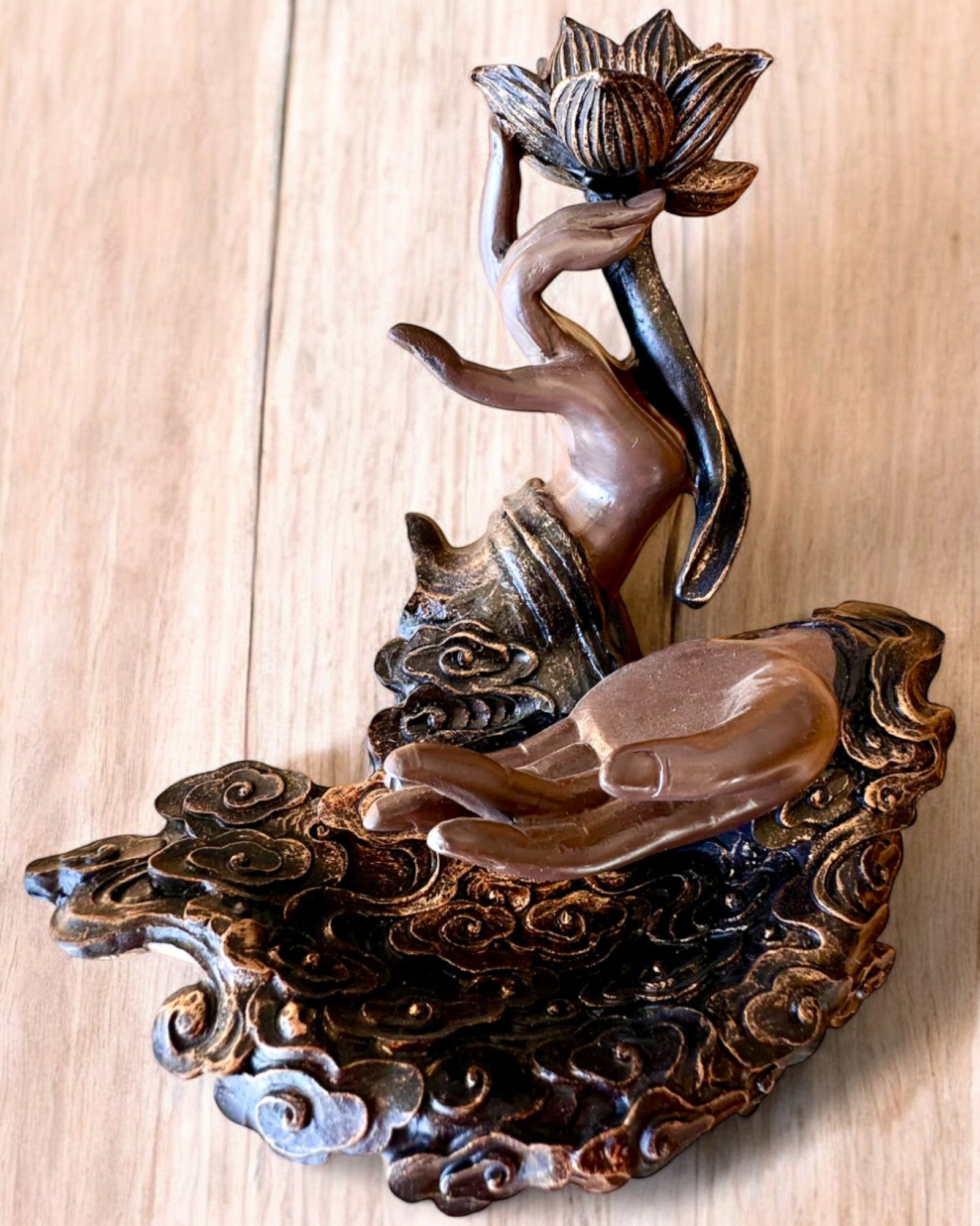 Mystisk Hånd, Røkelsesbrenner, røkelsesholder med Flyt, mulighet for personalisering med gravering som gave