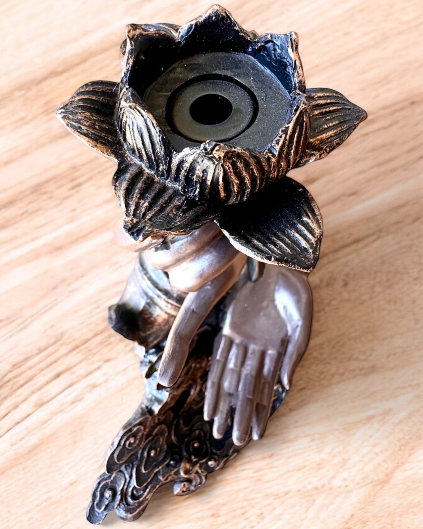 Mystisk Hånd, Røkelsesbrenner, røkelsesholder med Flyt, mulighet for personalisering med gravering som gave