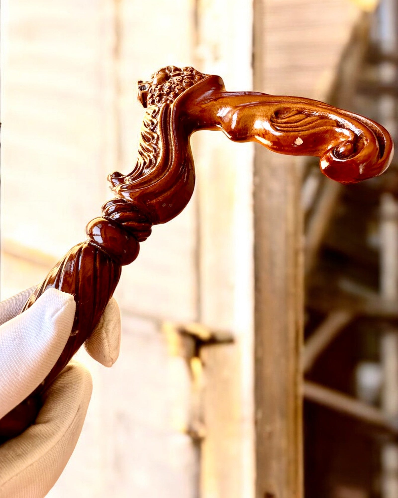 Laska Spacerowa 'Laska "Król Dżungli", tre, mulighet for personalisering med gravering