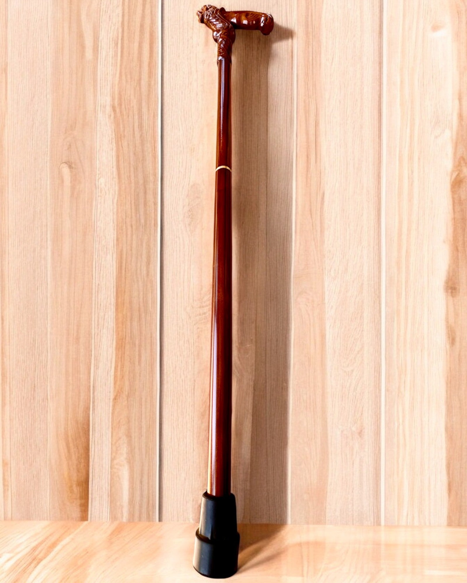 Laska Spacerowa 'Laska "Król Dżungli", tre, mulighet for personalisering med gravering