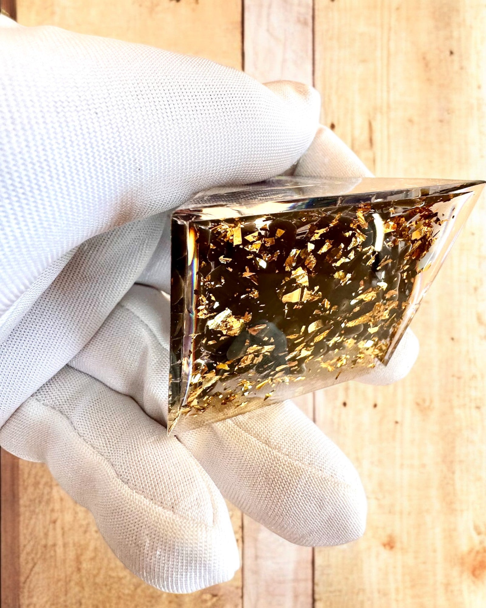 Orgonitt energipyramide "Kosmisk Pyramide" Galaktisk Essens, som gave