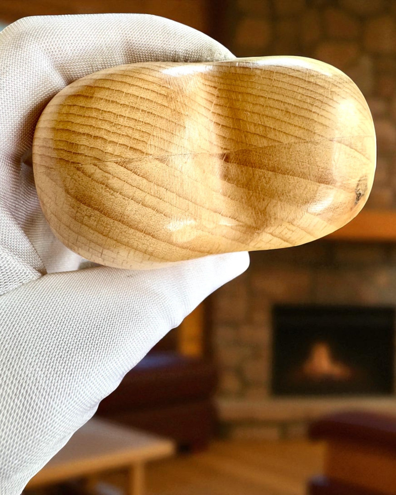 Trehjertet, 9 cm smykkeskrin for Hemmelig Følelse, mulighet for personalisering med gravering som gave