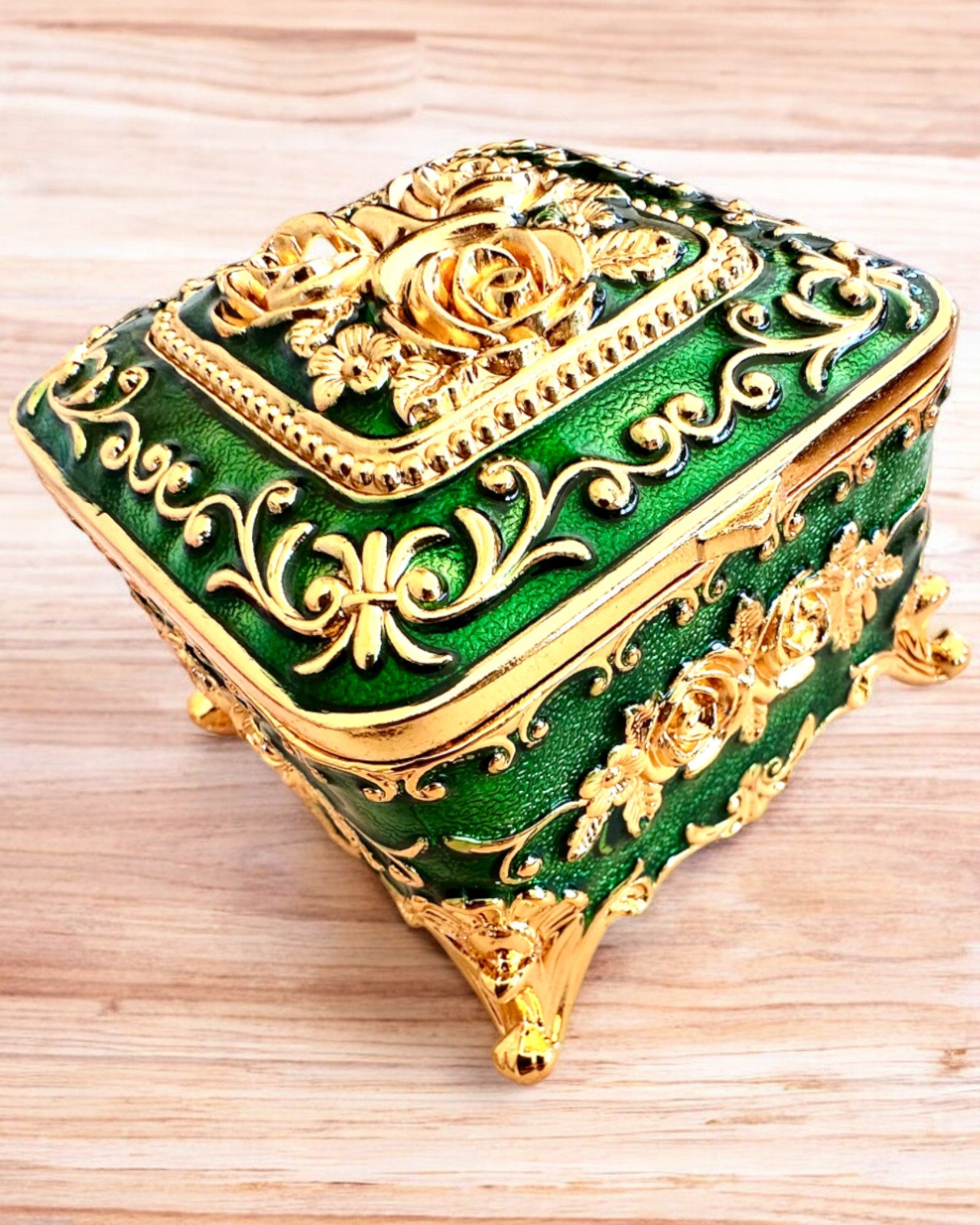 Smykkeskrin "Royal Elegance" med gravering som gave