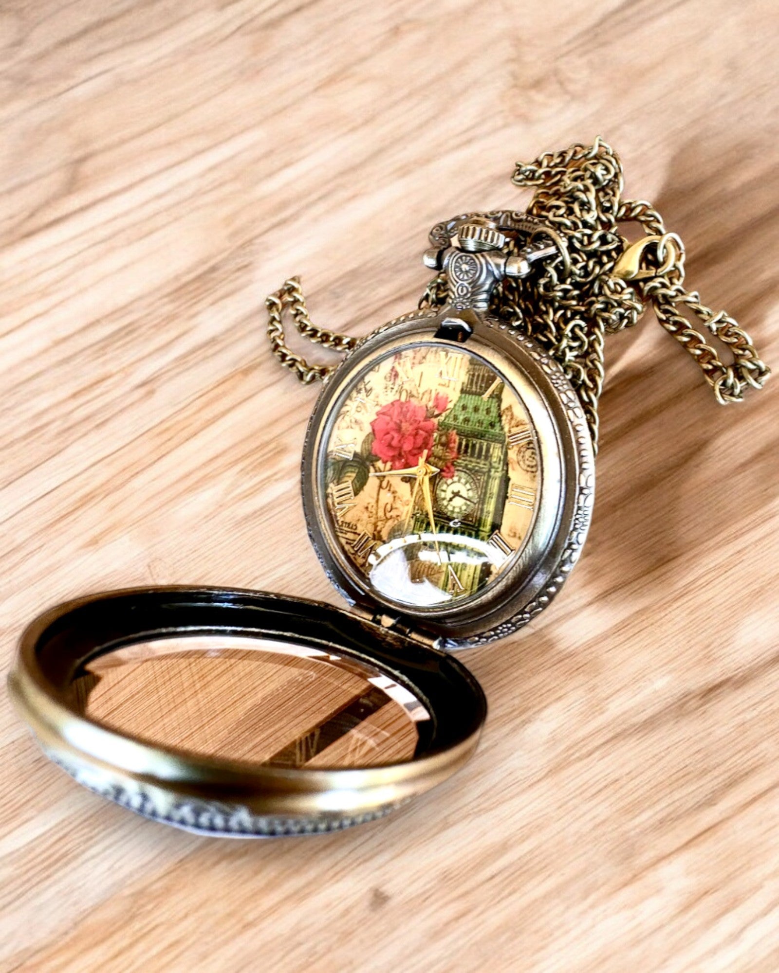 Lommeur "Vintage Charm" personalisering med gravering som gave
