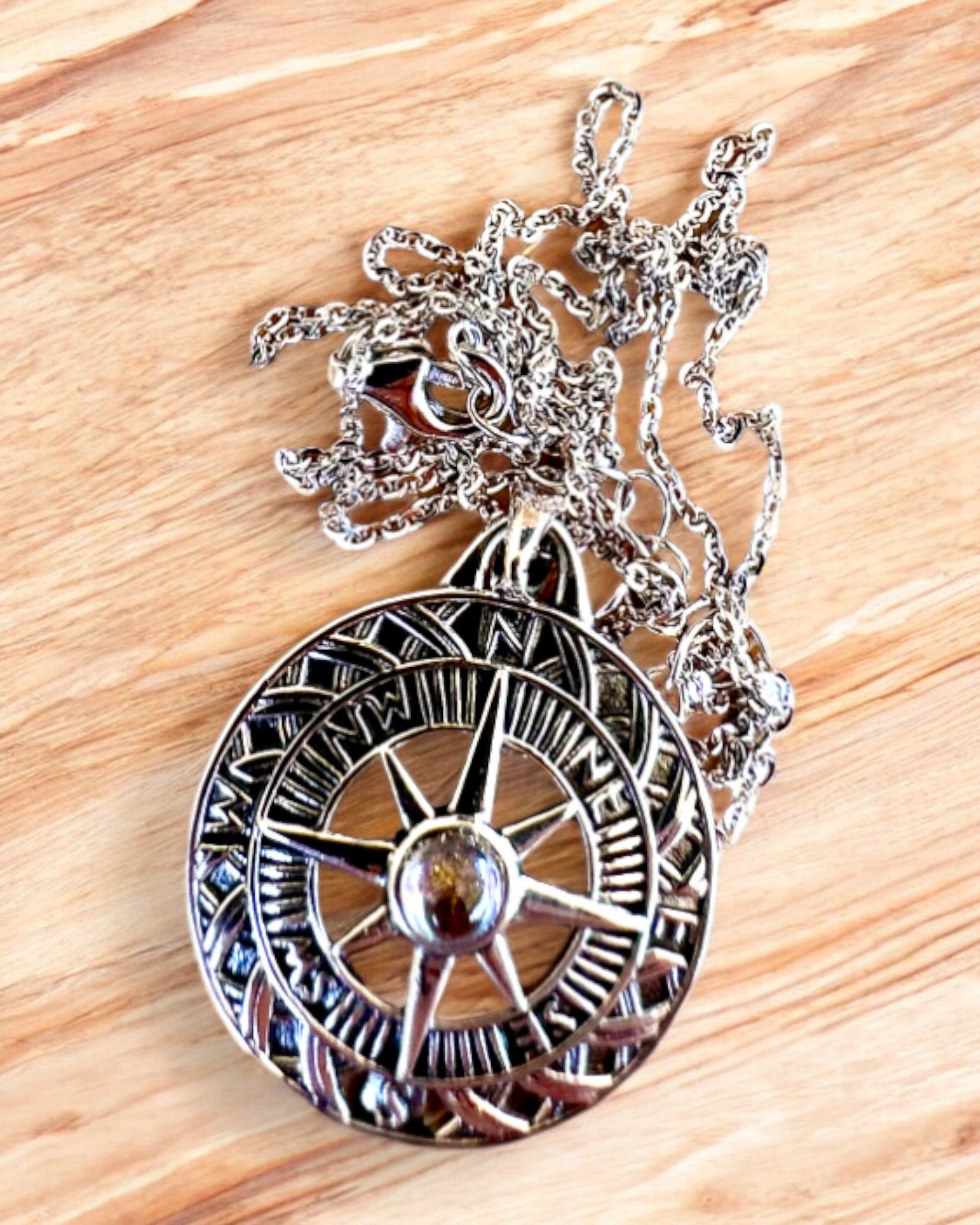 Amulett for Astralreise – Sølvhalskjede med Gravering, personalisering som gave