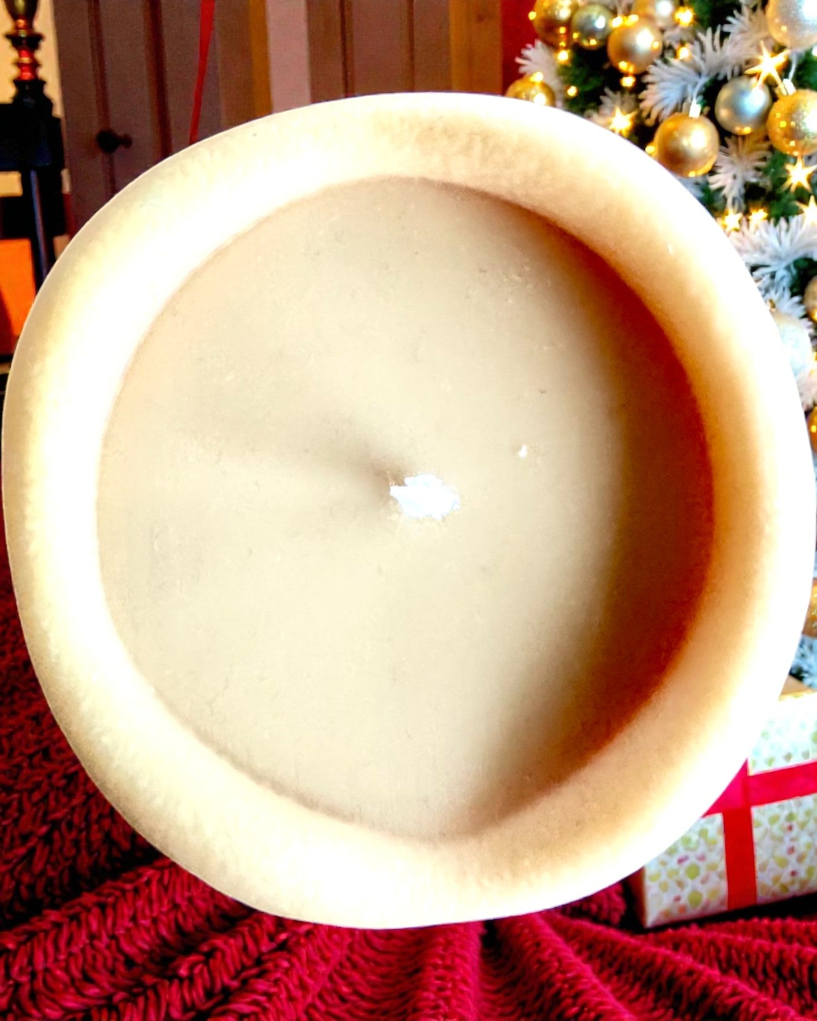 Soyavokslys Vinterrev, 7,5 cm høyt, håndstøpt soyavokslys med en søt sovende rev, kan tilpasses med gravering på skiltet