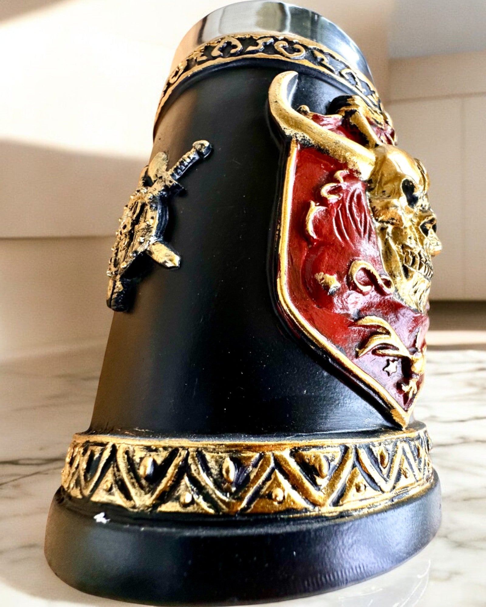 Karnawałowy Kufel Wojownika - 600 ml, 16 cm høy, mulighet for personlig gravering som gave