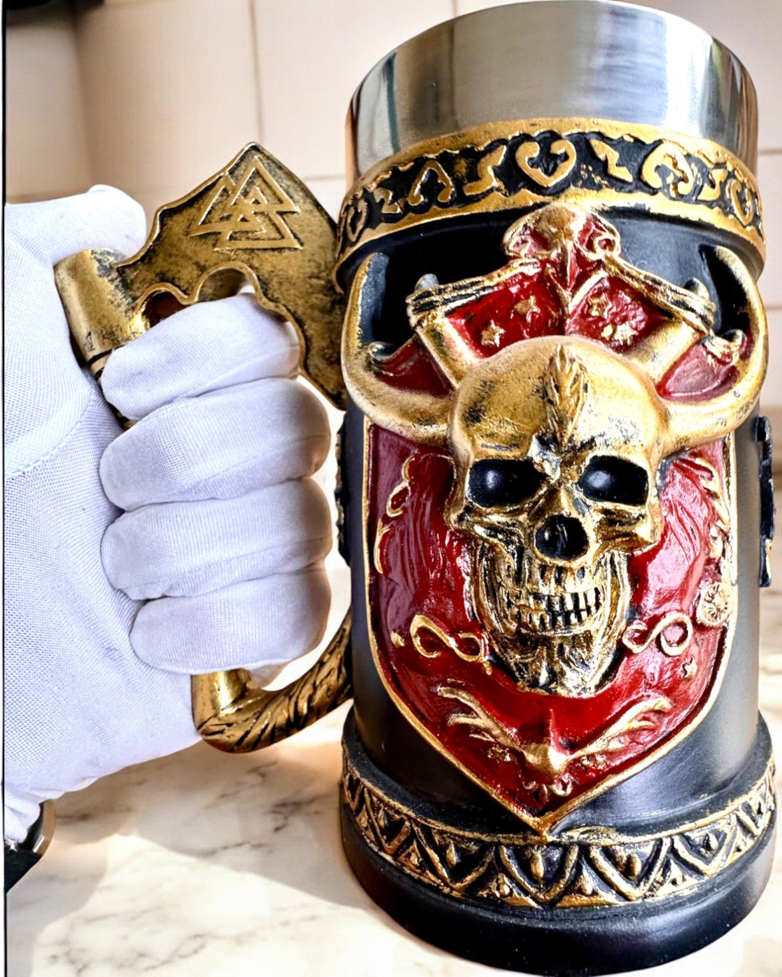 Karnawałowy Kufel Wojownika - 600 ml, 16 cm høy, mulighet for personlig gravering som gave