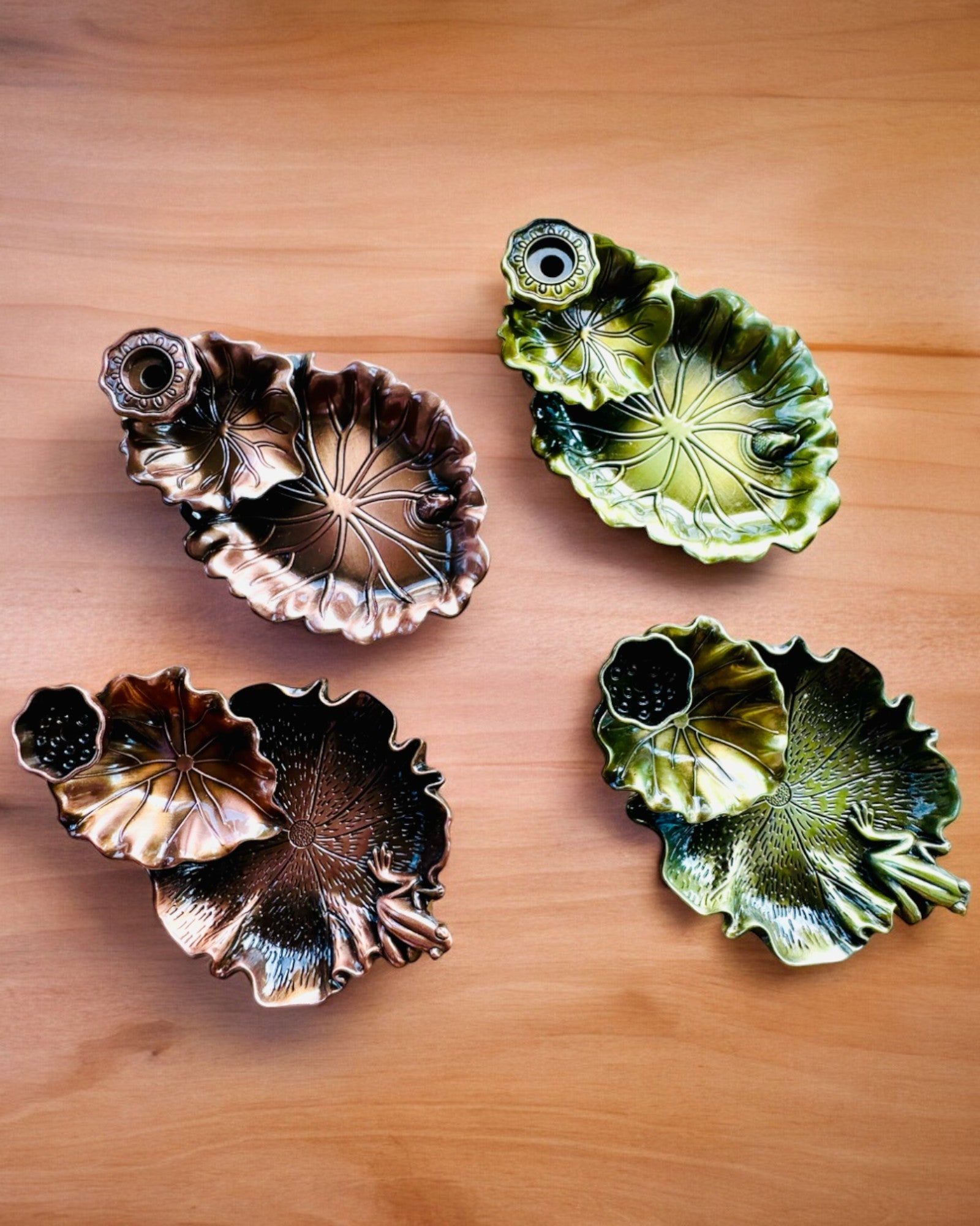 Elegant metallholder for røkelse Lotusblad - 4 varianter å velge mellom, mulighet for personlig gravering som gave
