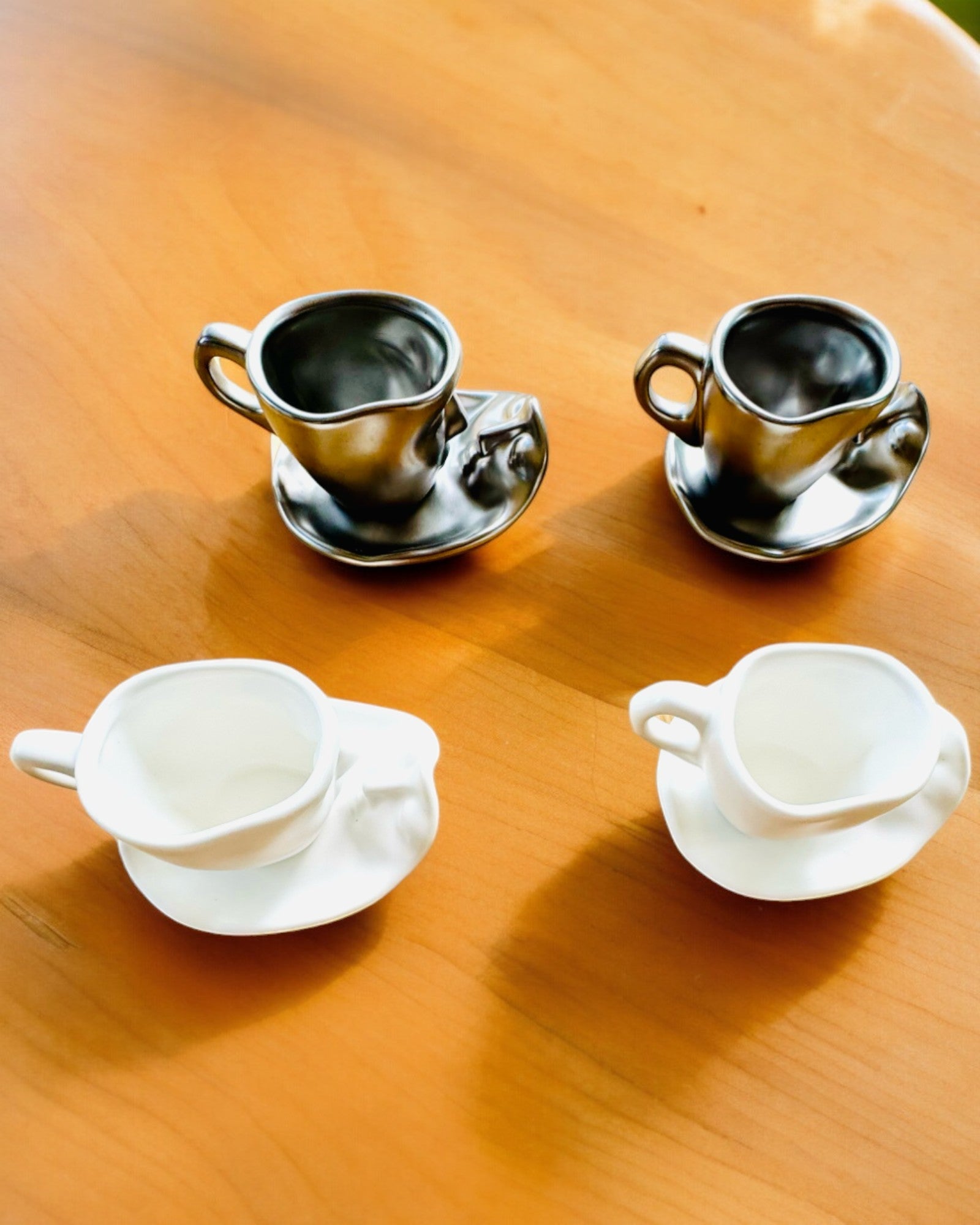 Elegante Keramiske Kopper "Maska" – Sett med 2 stk. - mulighet for personlig gravering som gave