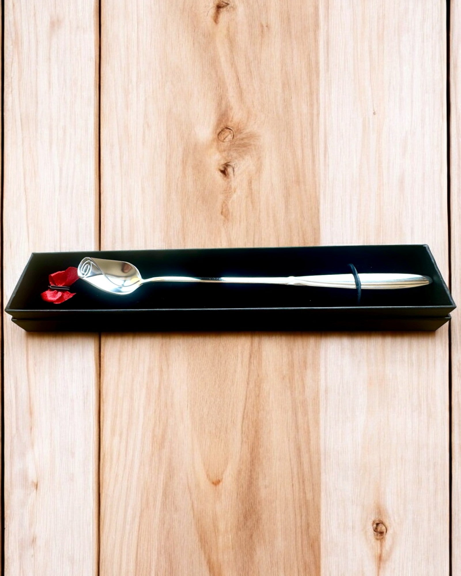 Personlig Rose Skje med Gravering Alternativ som gave - 3 fargevarianter å velge mellom