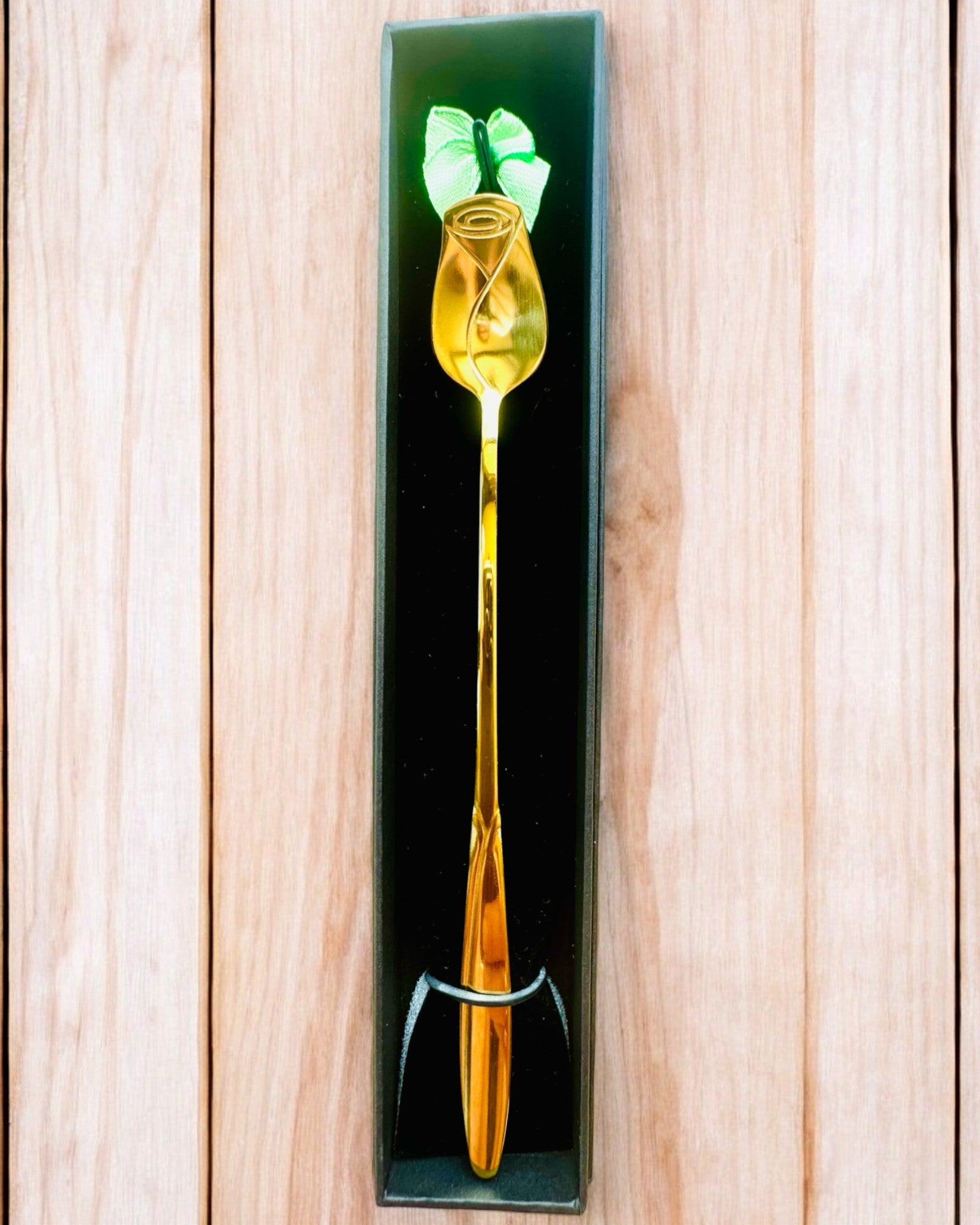 Personlig Rose Skje med Gravering Alternativ som gave - 3 fargevarianter å velge mellom