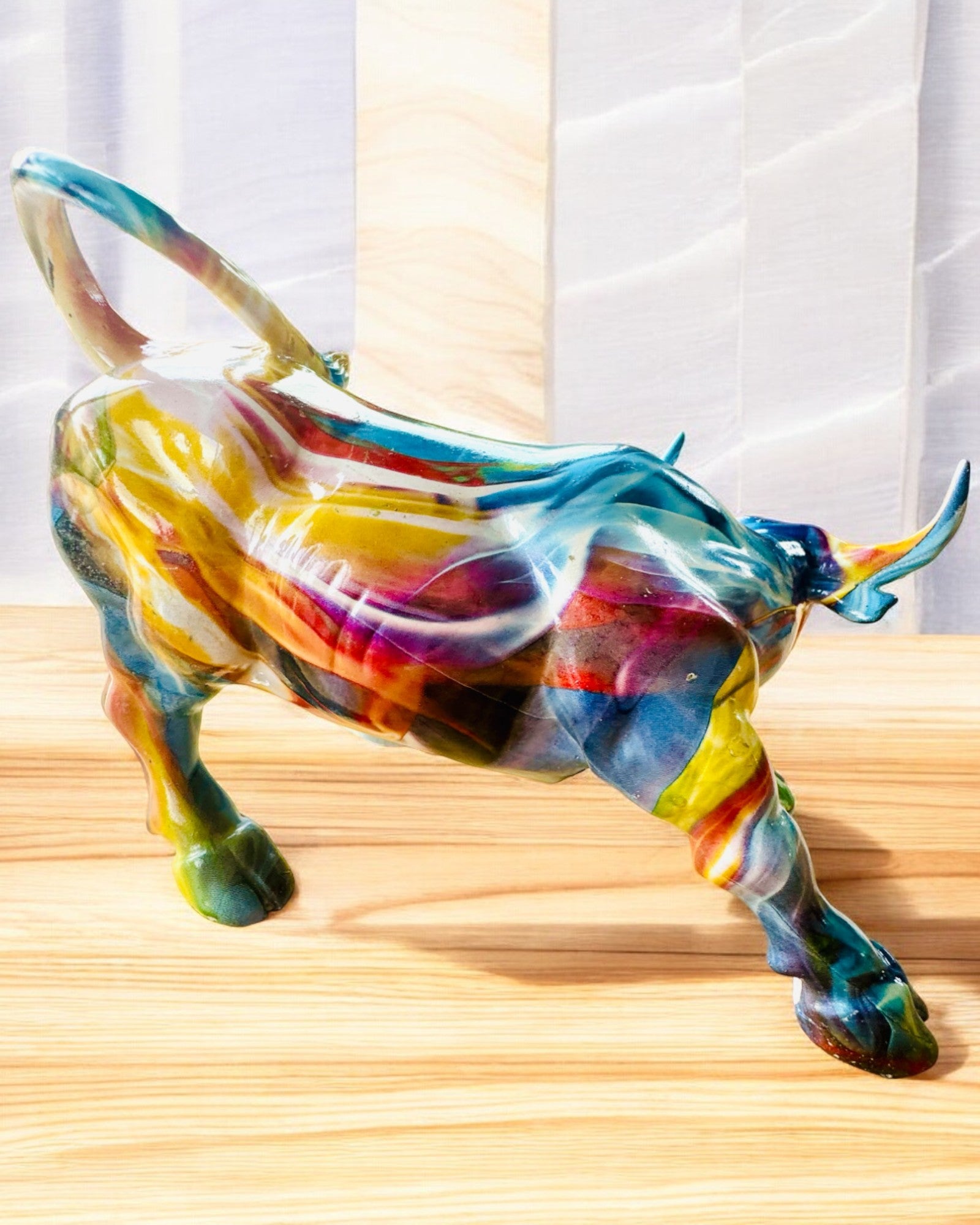 Dekorativ skulptur Okse "BullArt" – Unik kunst med mulighet for gravering - 4 fargevarianter, for personlig gave