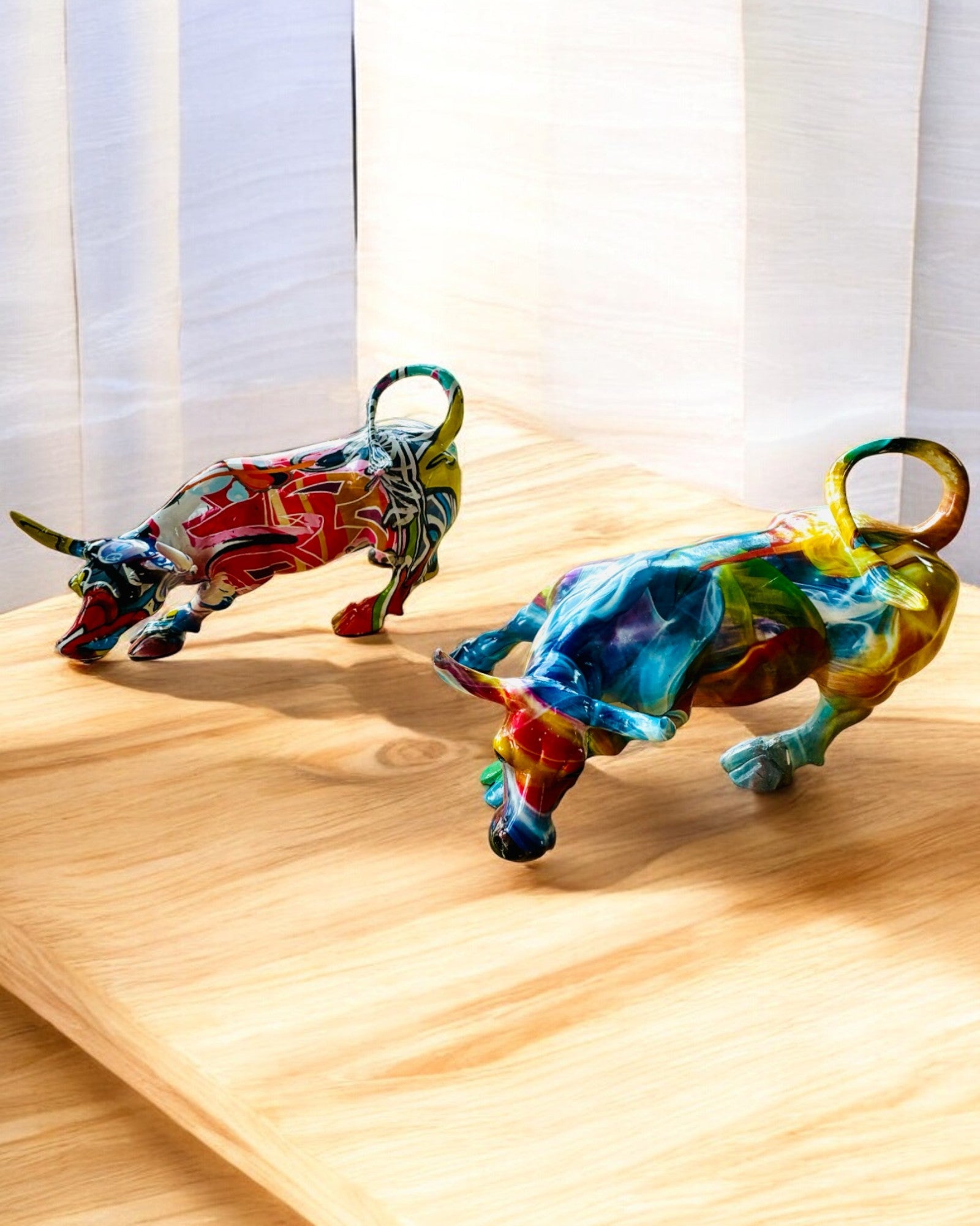 Dekorativ skulptur Okse "BullArt" – Unik kunst med mulighet for gravering - 4 fargevarianter, for personlig gave