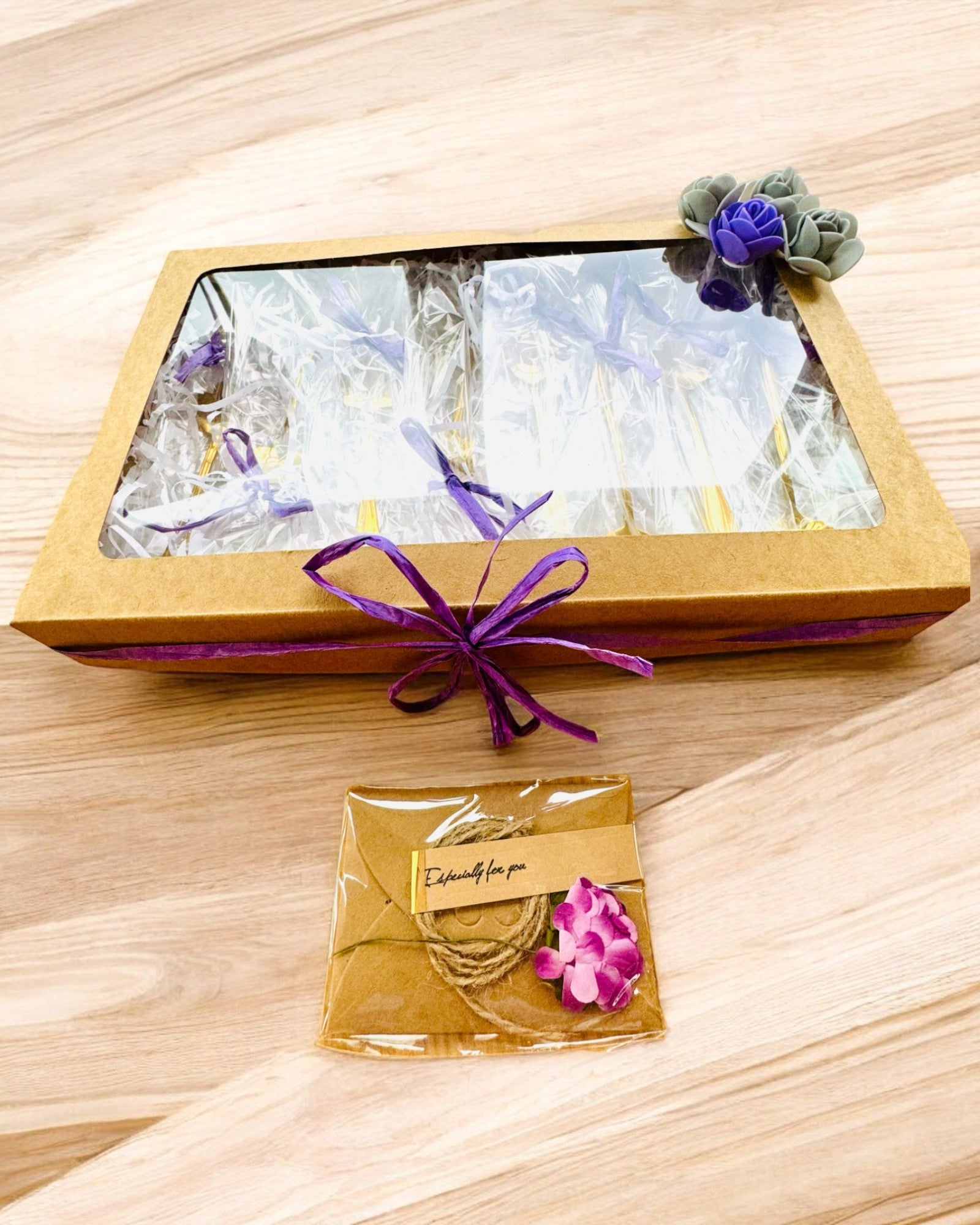 Zestaw Łyżeczek "Kwiatowa Rapsodia" - personalisering med gravering som gave, 2 varianter å velge mellom