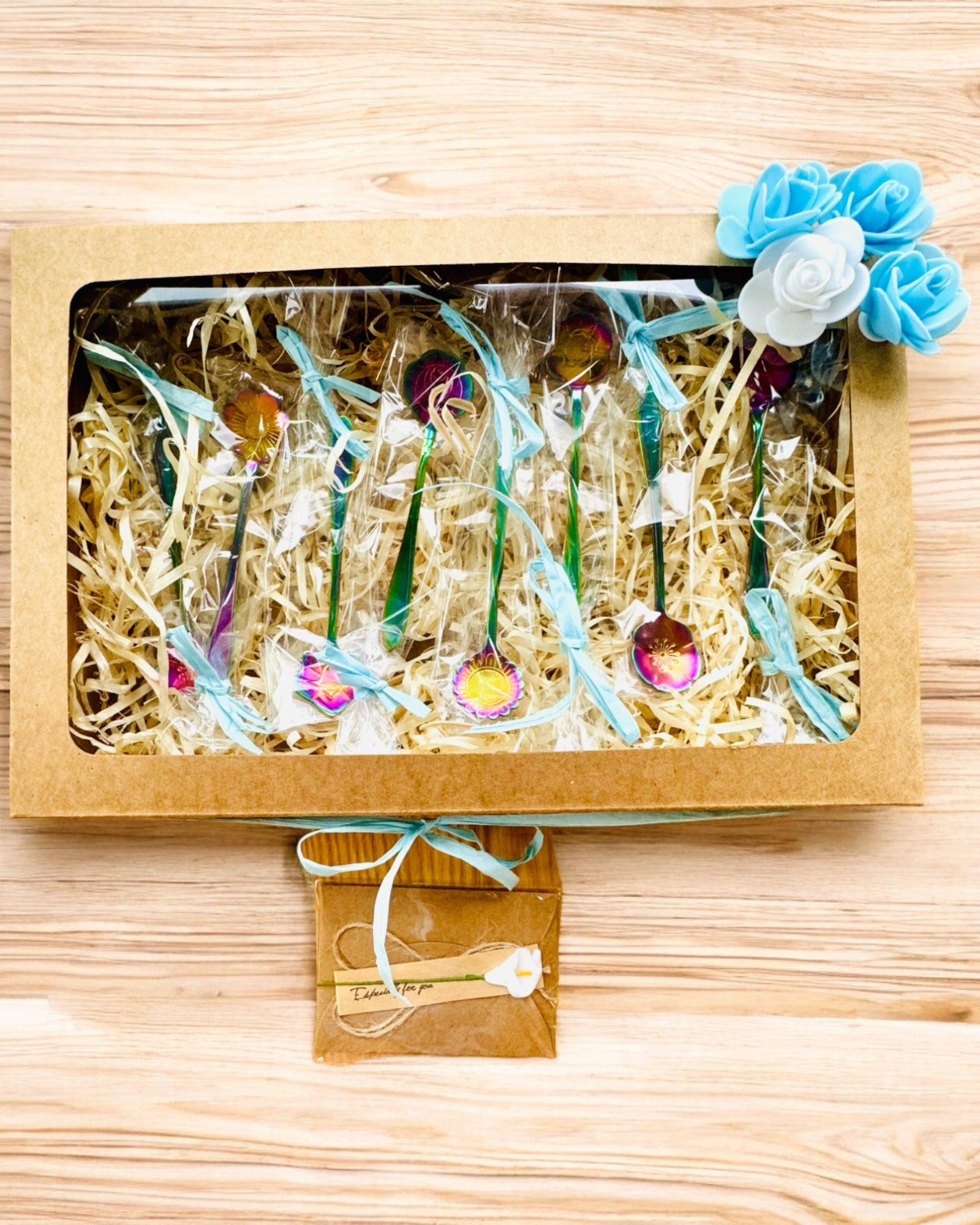 Zestaw Łyżeczek "Kwiatowa Rapsodia" - personalisering med gravering som gave, 2 varianter å velge mellom