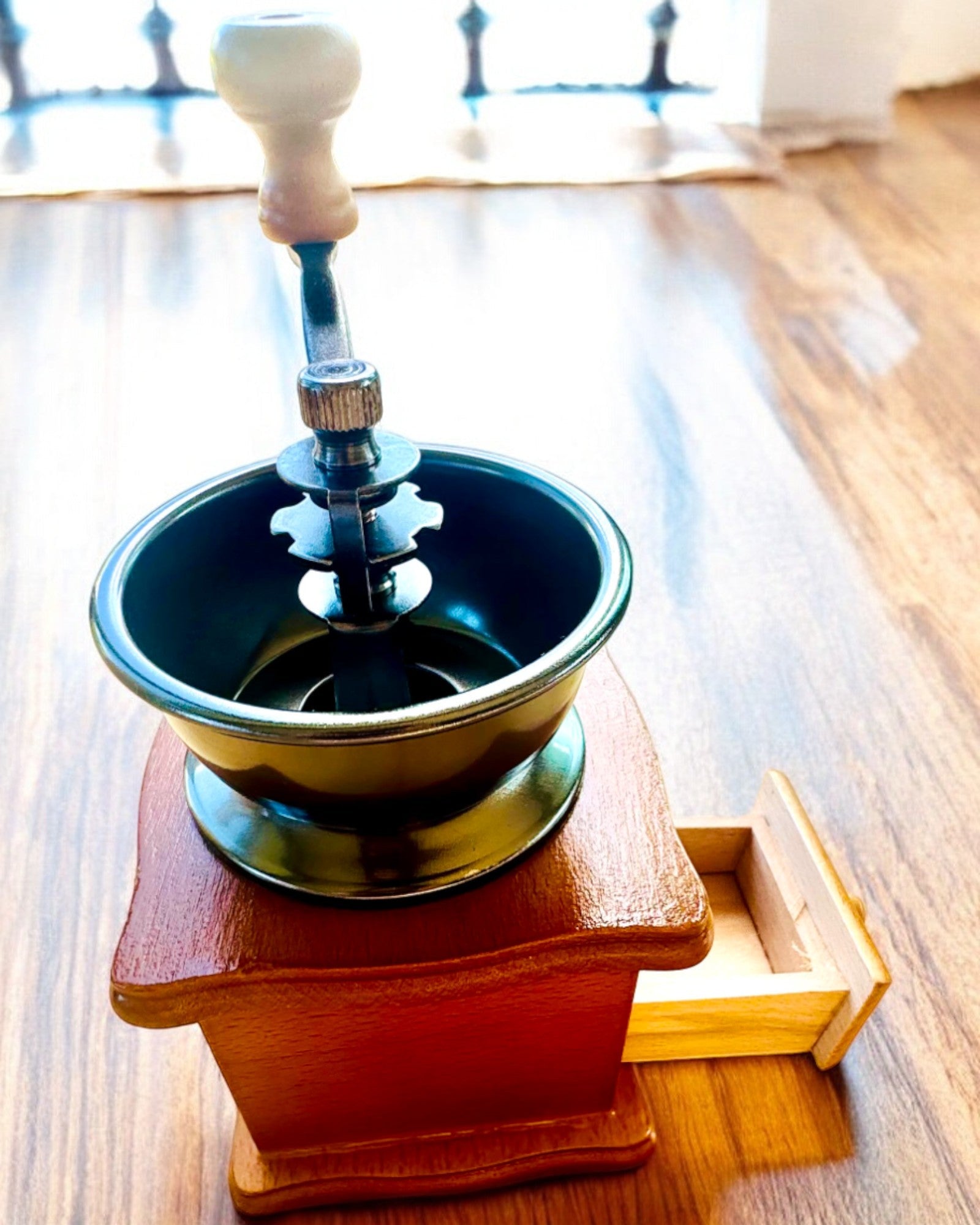 Tradisjonell Kaffekvern Klassisk Aroma - med gravering, personalisering som gave