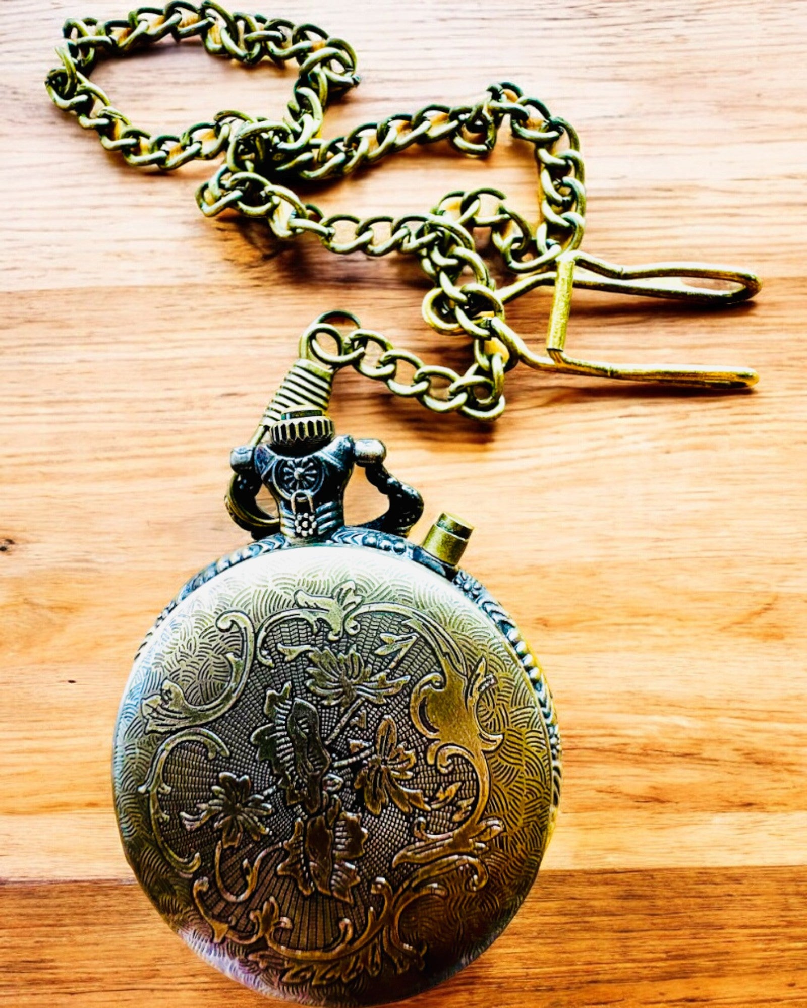 Lommeur "Motorsykkel Eleganse 2" – Gravering for gave, 3 fargevarianter