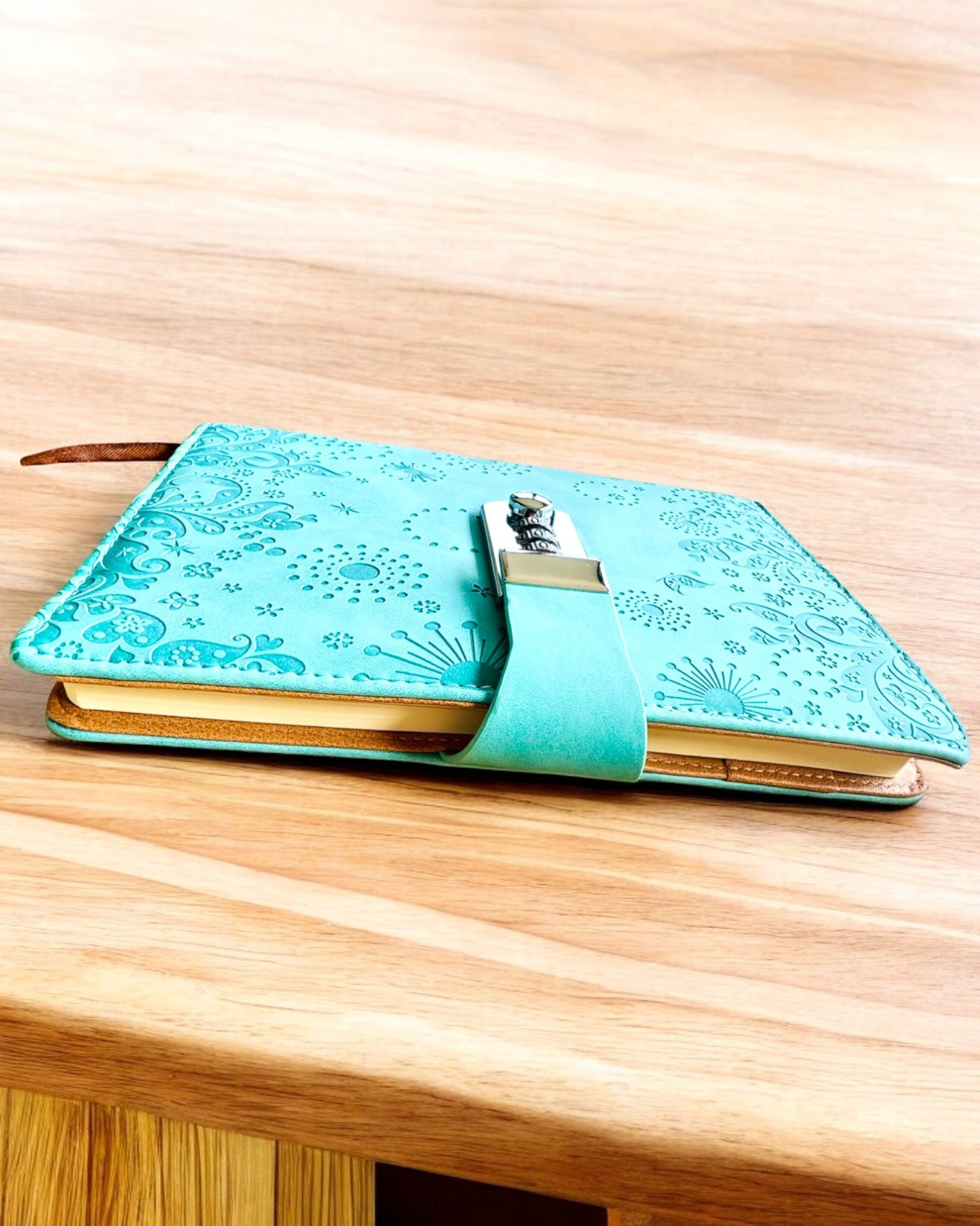 Eksklusiv Notatbok, PU-skinn, A5 med Kodelås - "Secret Journal", personalisering med gravering