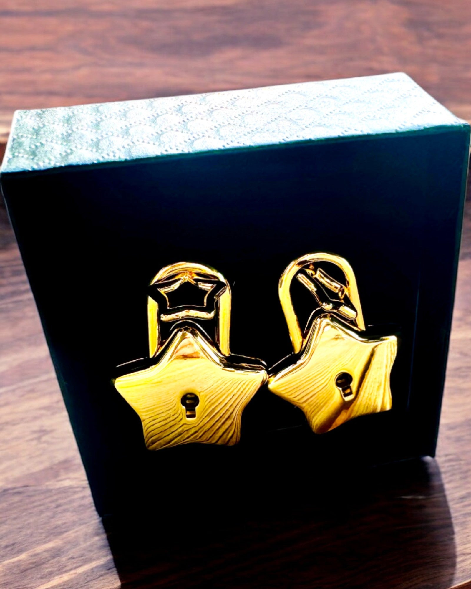 2 Stjerneformede mini-låser med gravering – Sikre dine drømmer, personalisert som gave, 2 fargevarianter å velge mellom