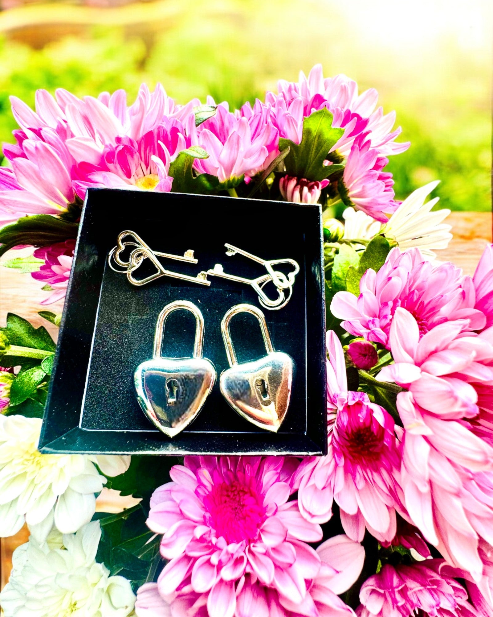Kjærlighetsnøkler i Sølvfarge 2 mini Hjerteformede Låser, mulighet for personalisering med gravering som gave