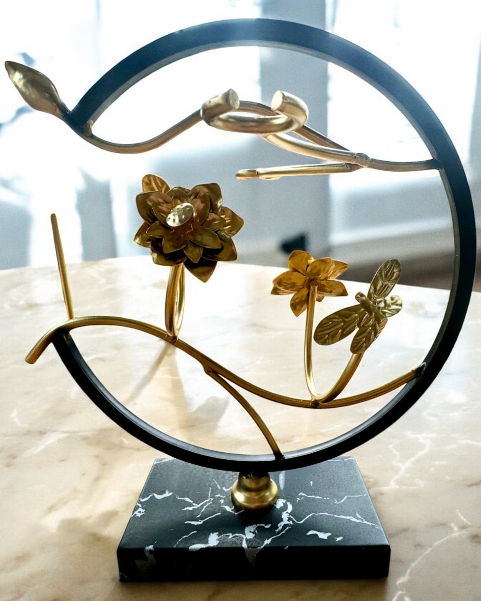 Stativ "Elegancki Owad" - for vinflaske og glass, høyde 33 cm, mulighet for personlig gravering som gave