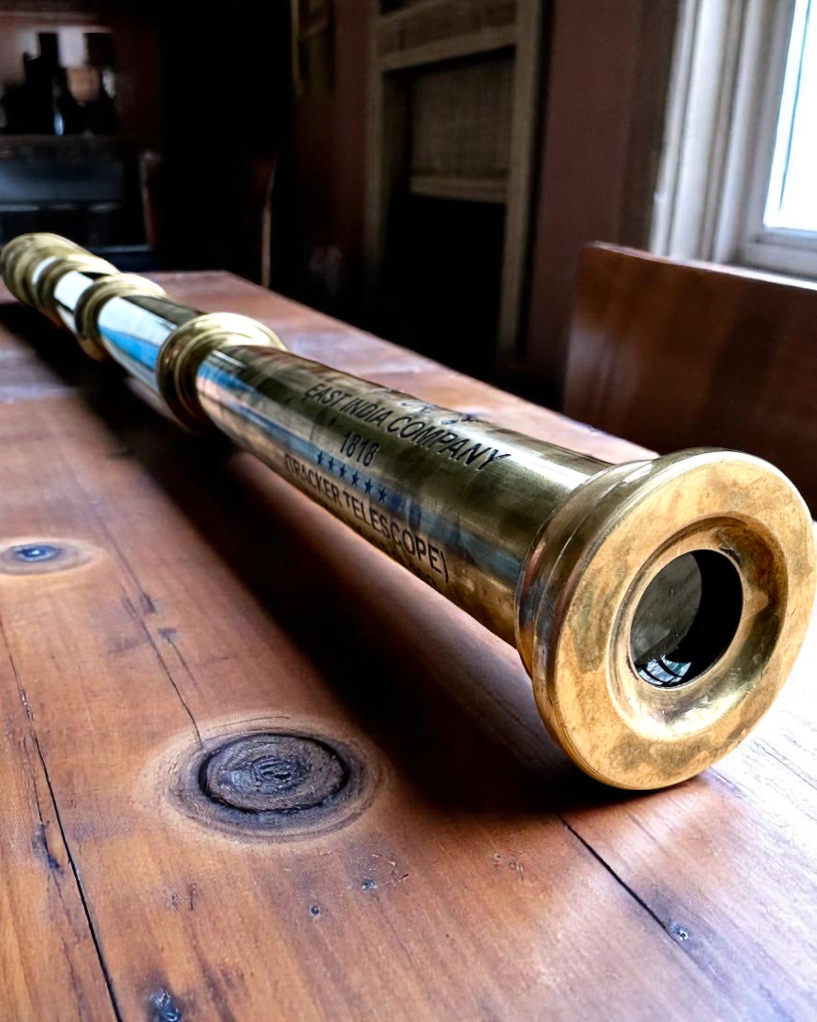 Kongelig kikkert "Voyager 1818" – Eksklusiv, Messing, 83 cm, håndlaget, etui av Naturlig Skinn – Samlerutgave, personalisering med gravering som gave
