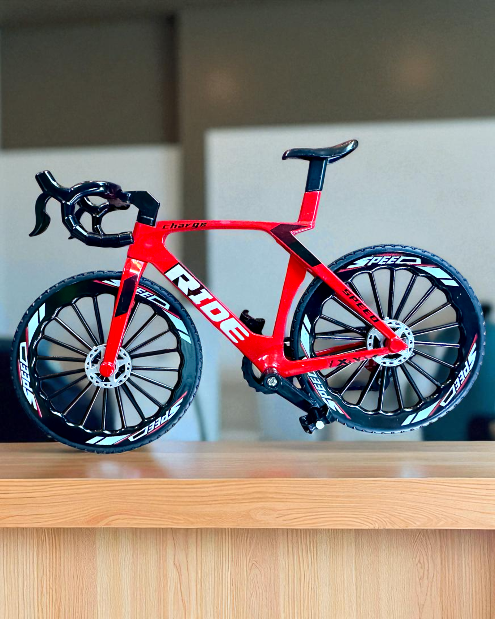 „Speedster” – samlermodell med mulighet for gravering, 2 varianter å velge mellom