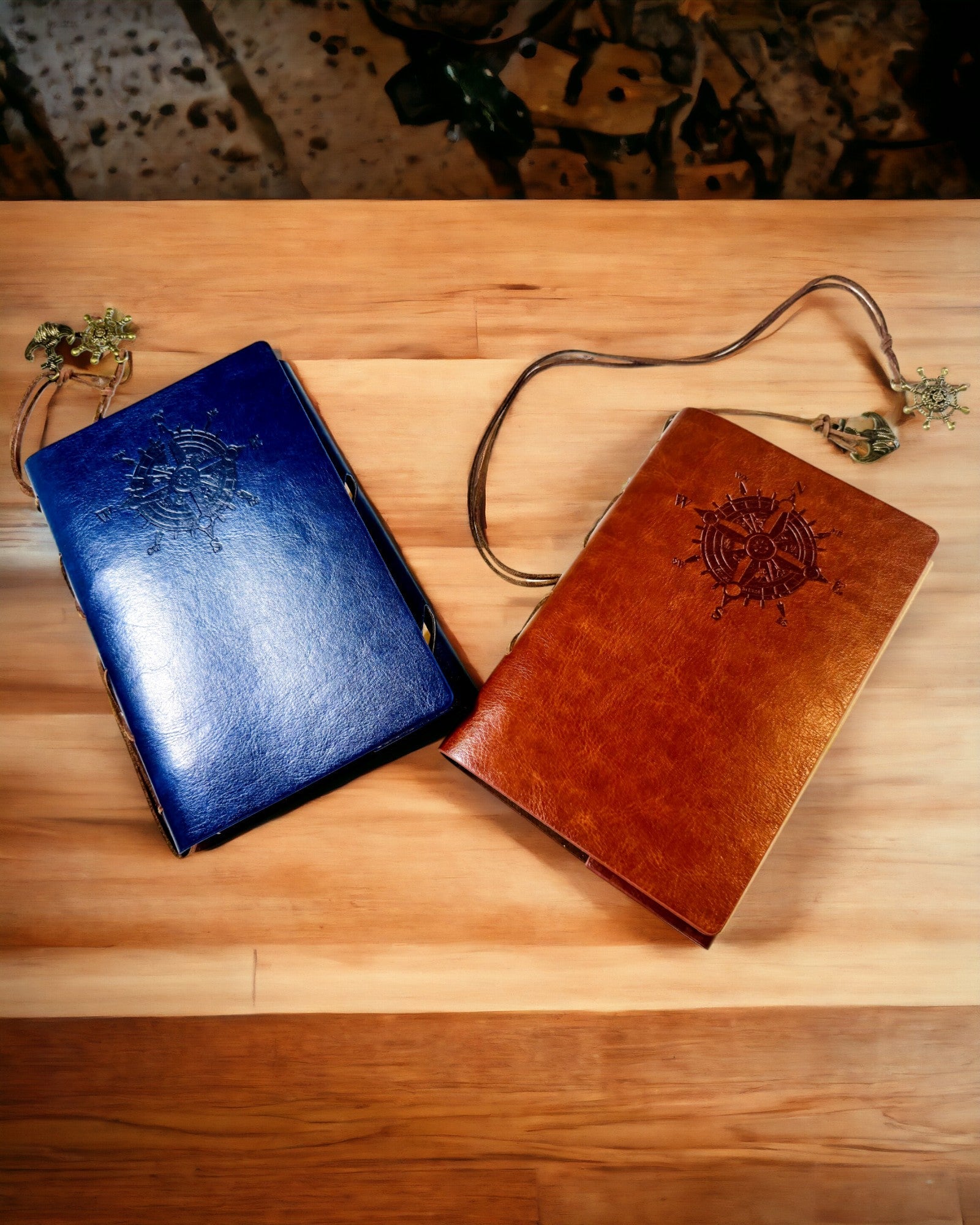 Vintage Seilnotatbok A6 eller A7 størrelse - med Kompassmotiv og Lagrede Sider - Tilgjengelig i forskjellige Fargevarianter, mulighet for gravering