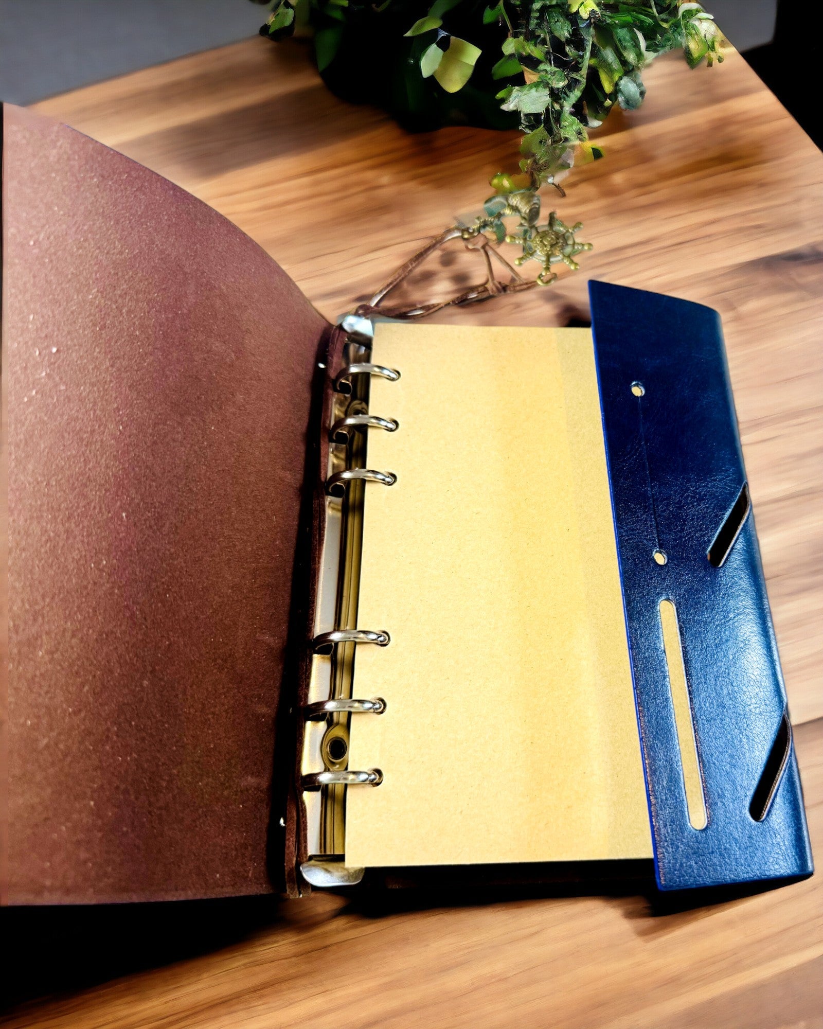 Vintage Seilnotatbok A6 eller A7 størrelse - med Kompassmotiv og Lagrede Sider - Tilgjengelig i forskjellige Fargevarianter, mulighet for gravering