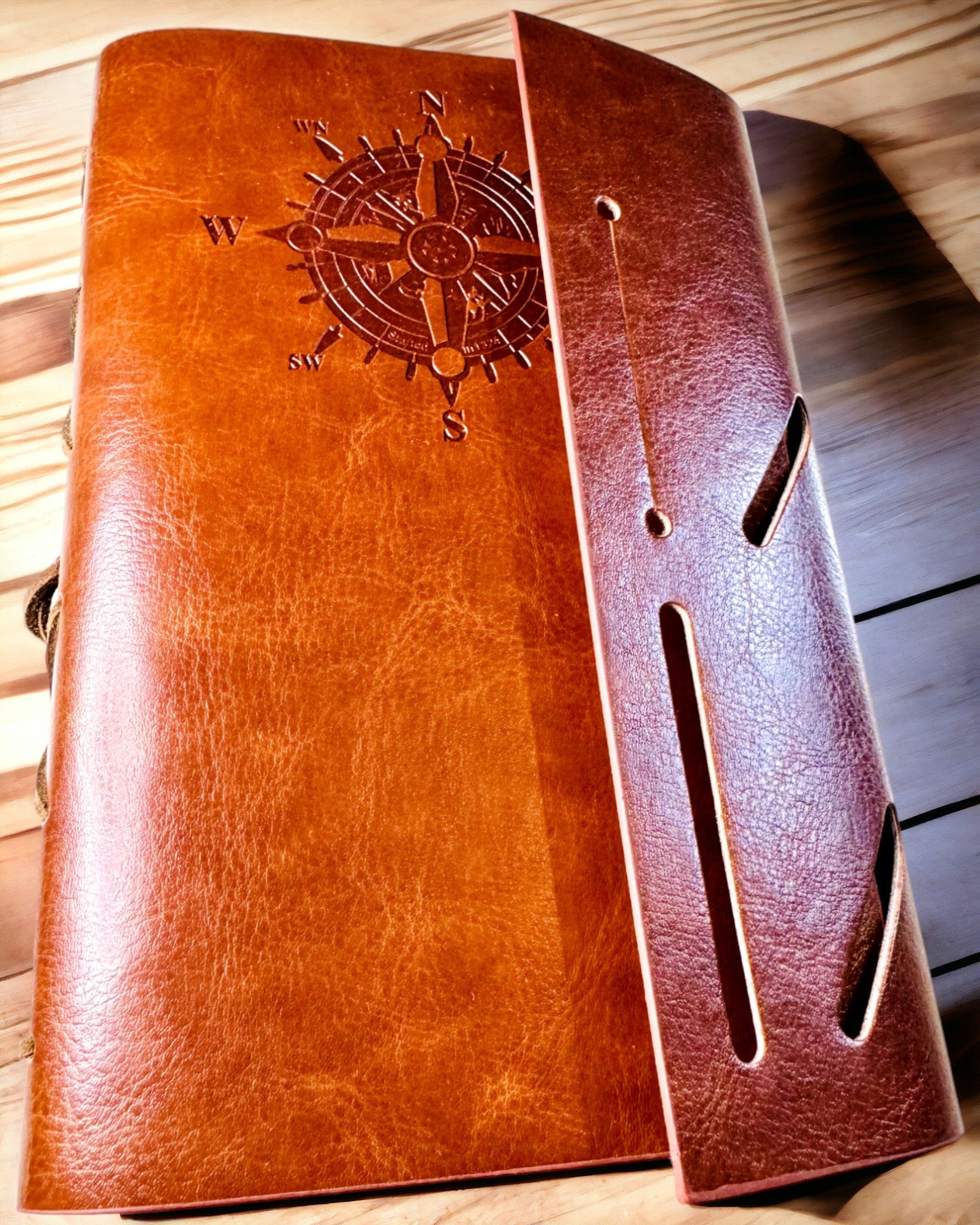 Vintage Seilnotatbok A6 eller A7 størrelse - med Kompassmotiv og Lagrede Sider - Tilgjengelig i forskjellige Fargevarianter, mulighet for gravering