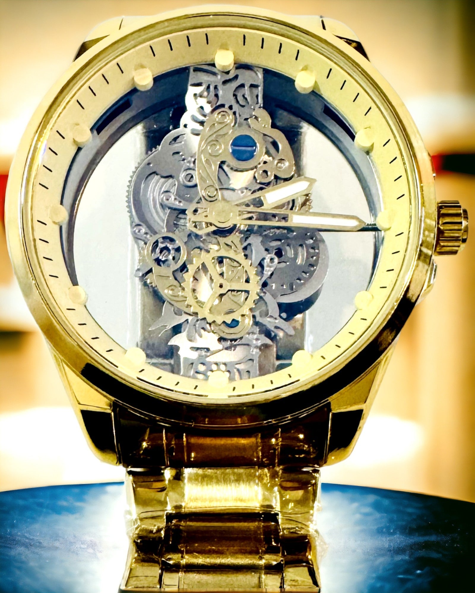 Herreur med sportsklokke med tosidig, gjennomsiktig kvartsurverk og armbånd i aluminium – Ideell som gave. Personalisering med gravering